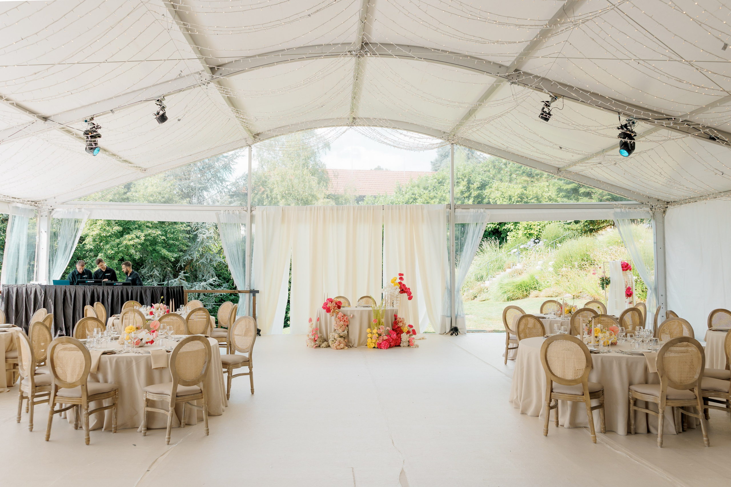 Wedding Stories | Elegant Editorial Wedding Photography in Europe. Wedding Photographer in Ukraine & Europe | Elena Marshall