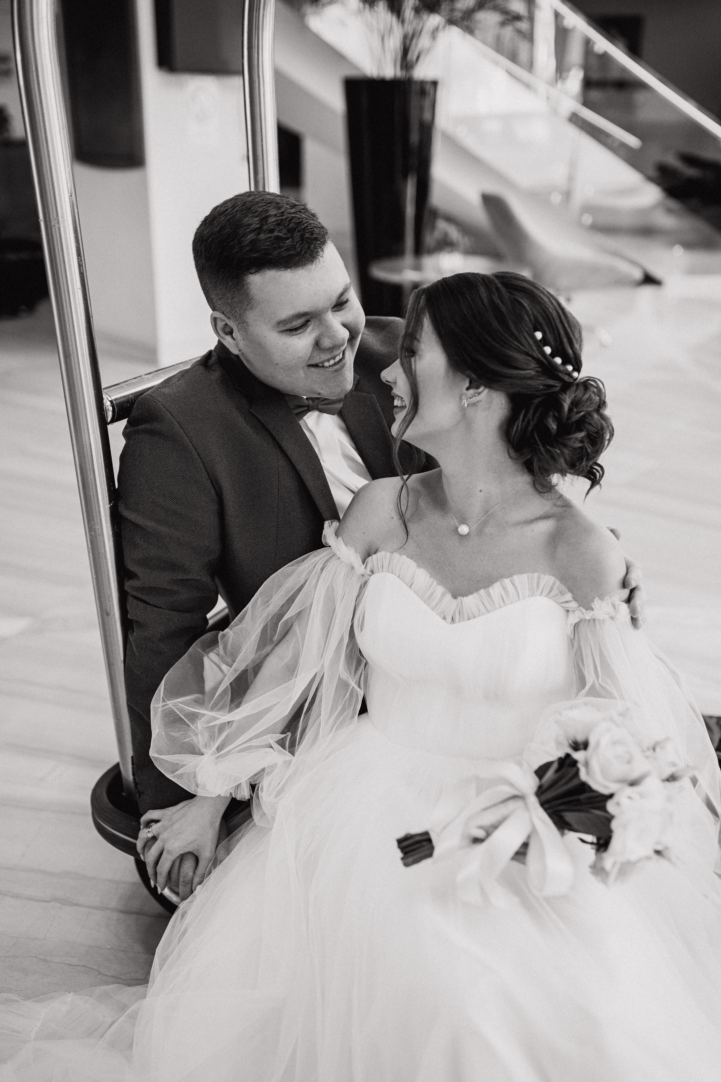 Алина и Артем. Свадебный и портретный фотограф в Запорожье Украина Elena Marshall