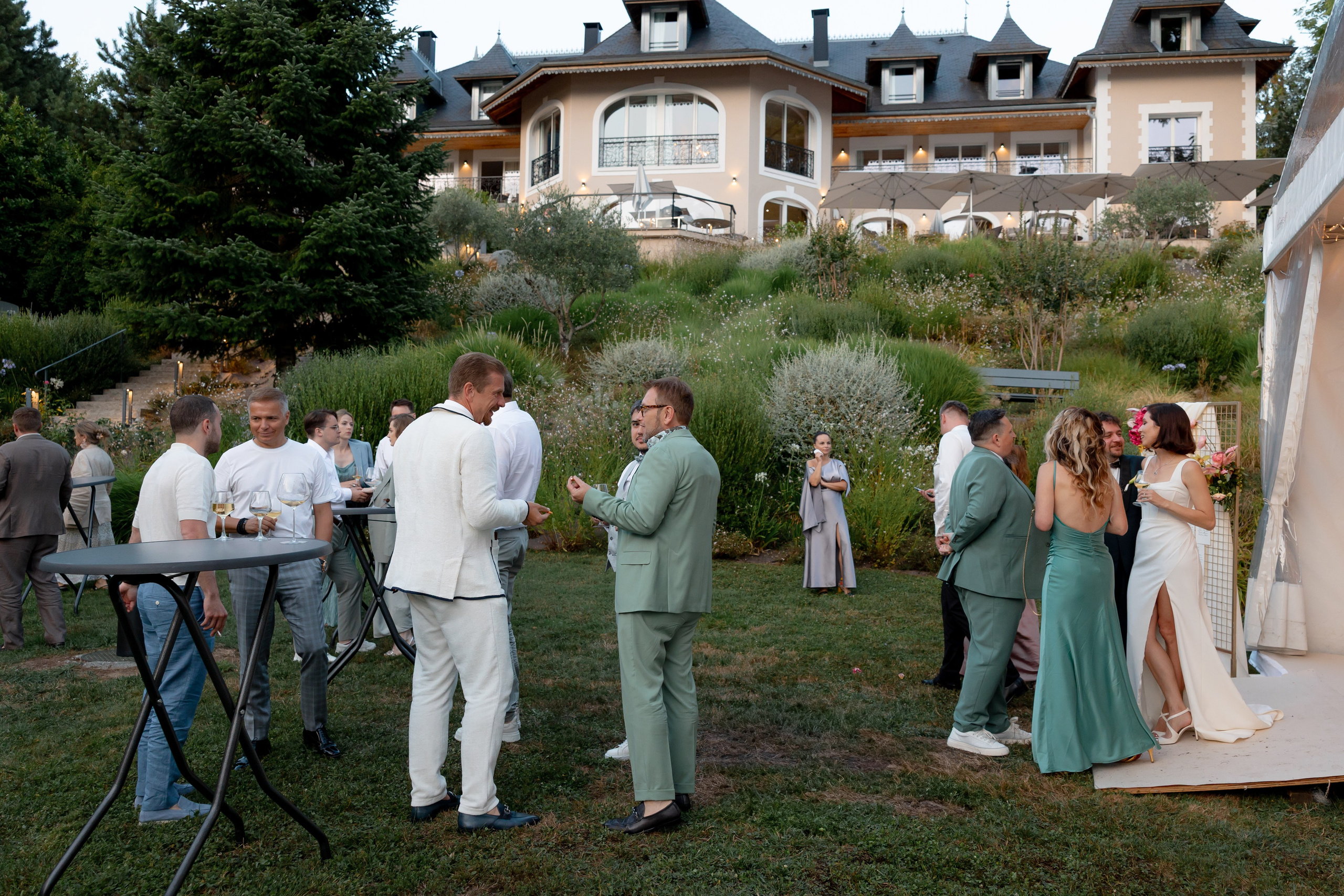 Wedding Stories | Elegant Editorial Wedding Photography in Europe. Wedding Photographer in Ukraine & Europe | Elena Marshall