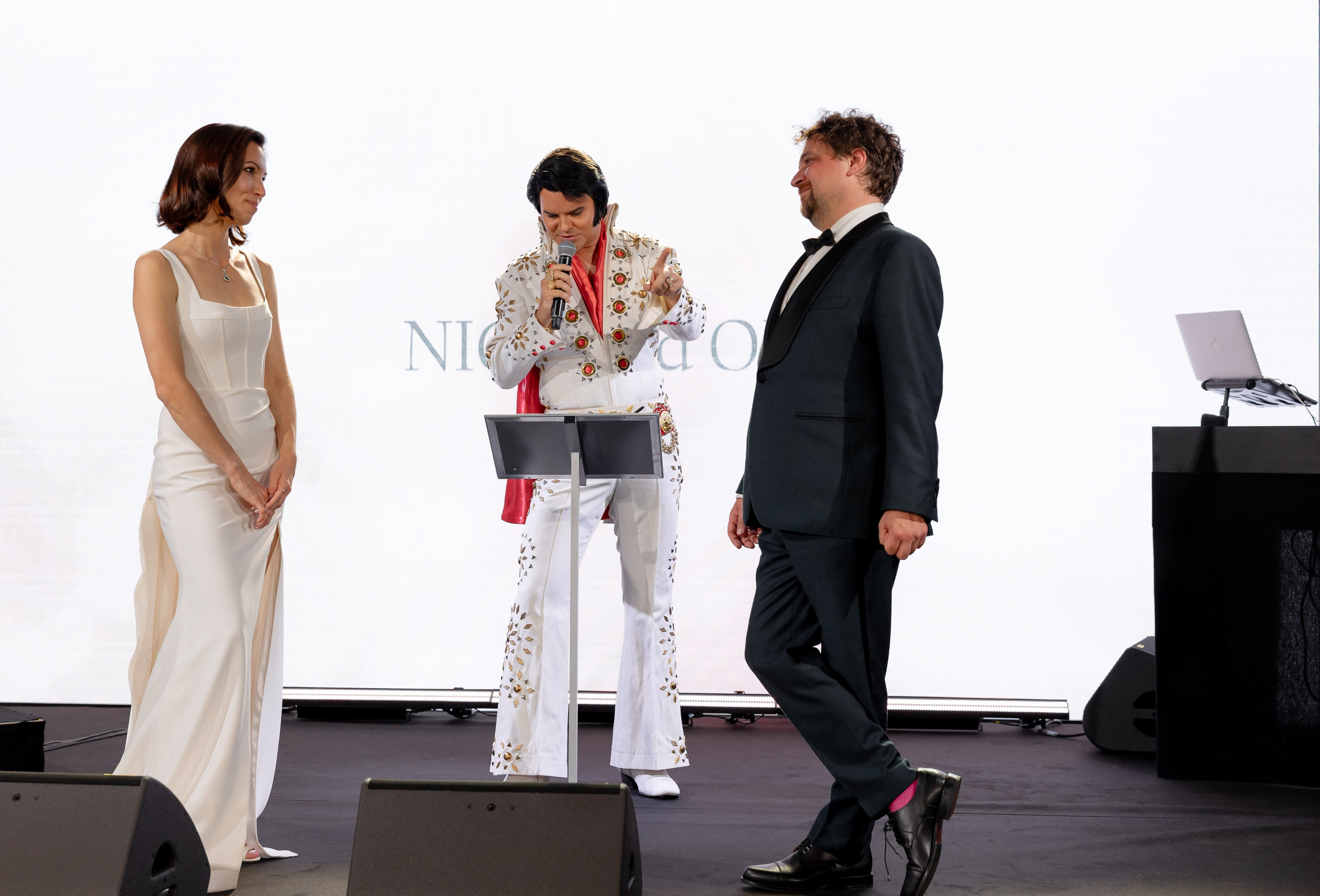 Wedding Stories | Elegant Editorial Wedding Photography in Europe. Wedding Photographer in Ukraine & Europe | Elena Marshall