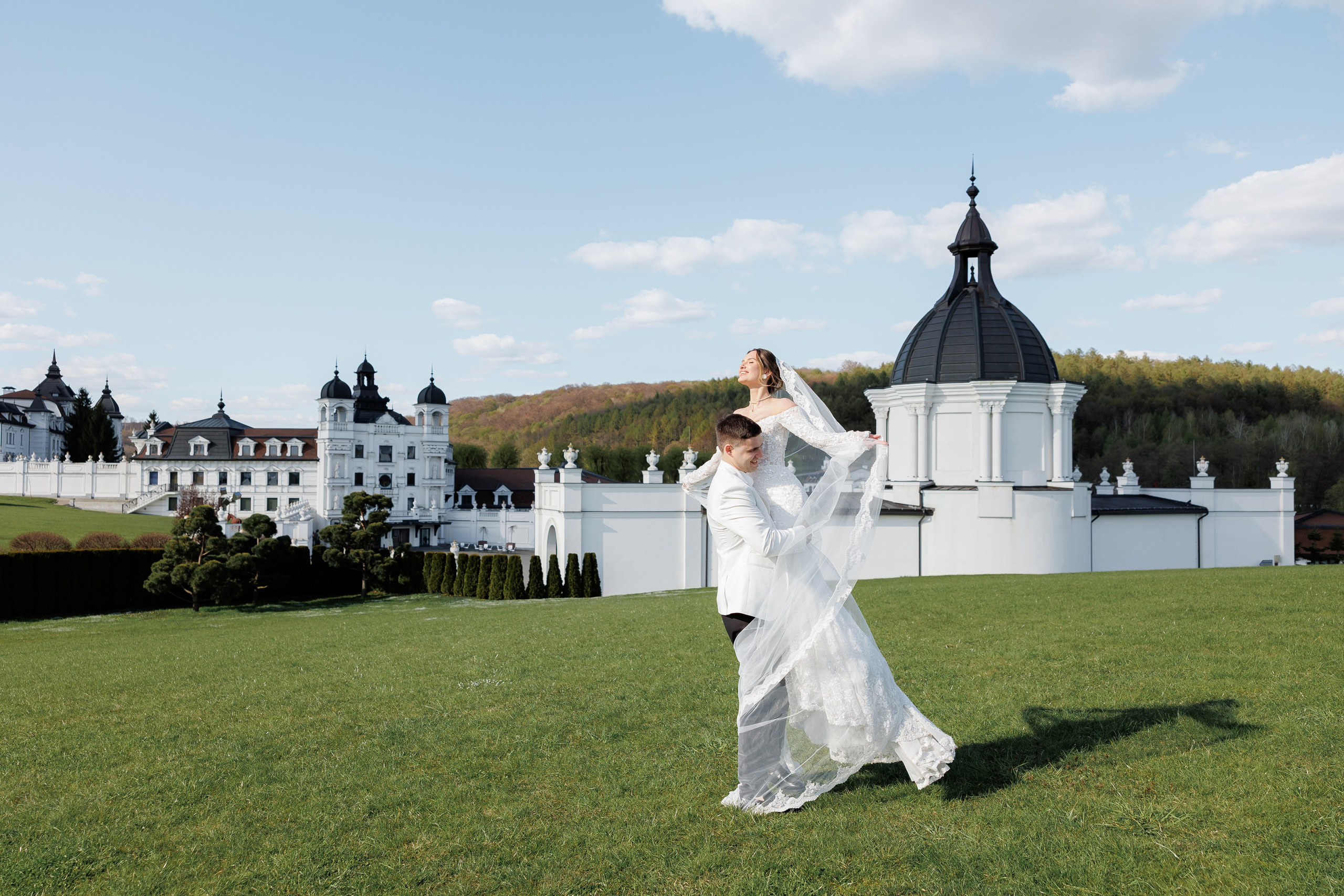 Diana & Alan. Wedding Photographer in Ukraine & Europe | Elena Marshall