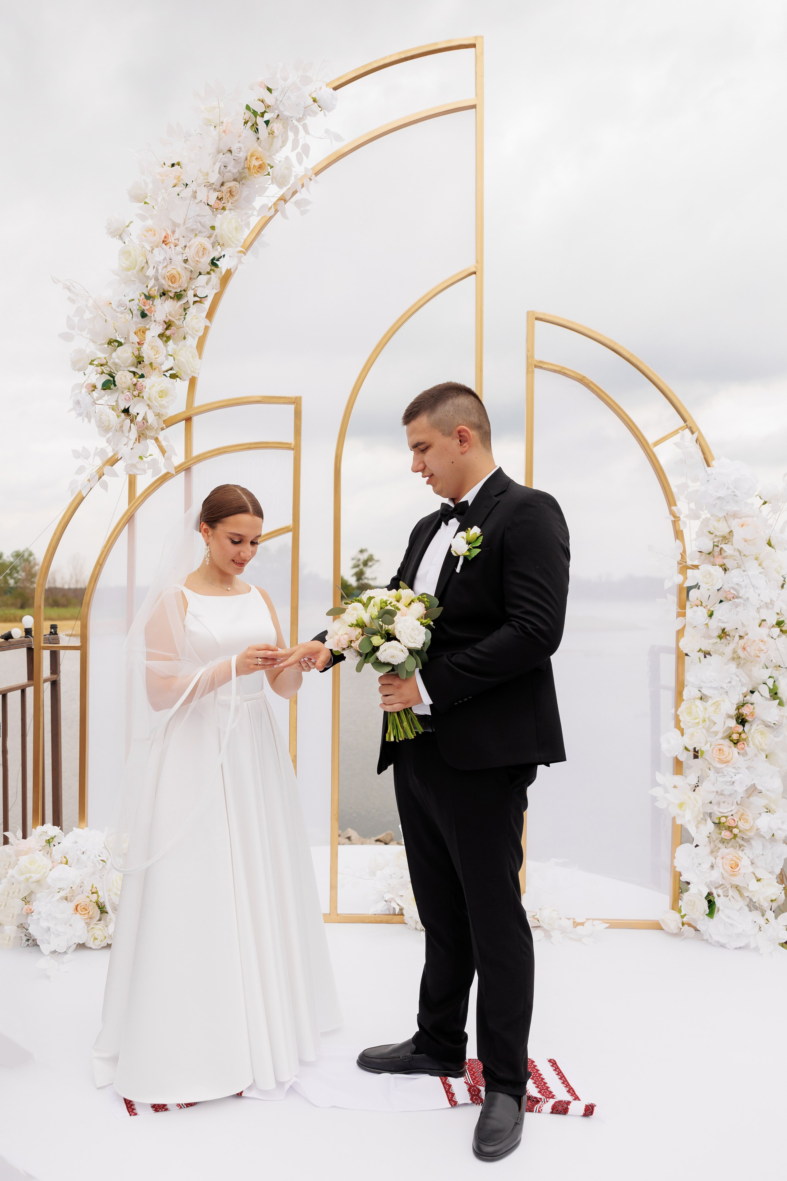 Настя и Олег. Свадебный и портретный фотограф в Запорожье Украина Elena Marshall