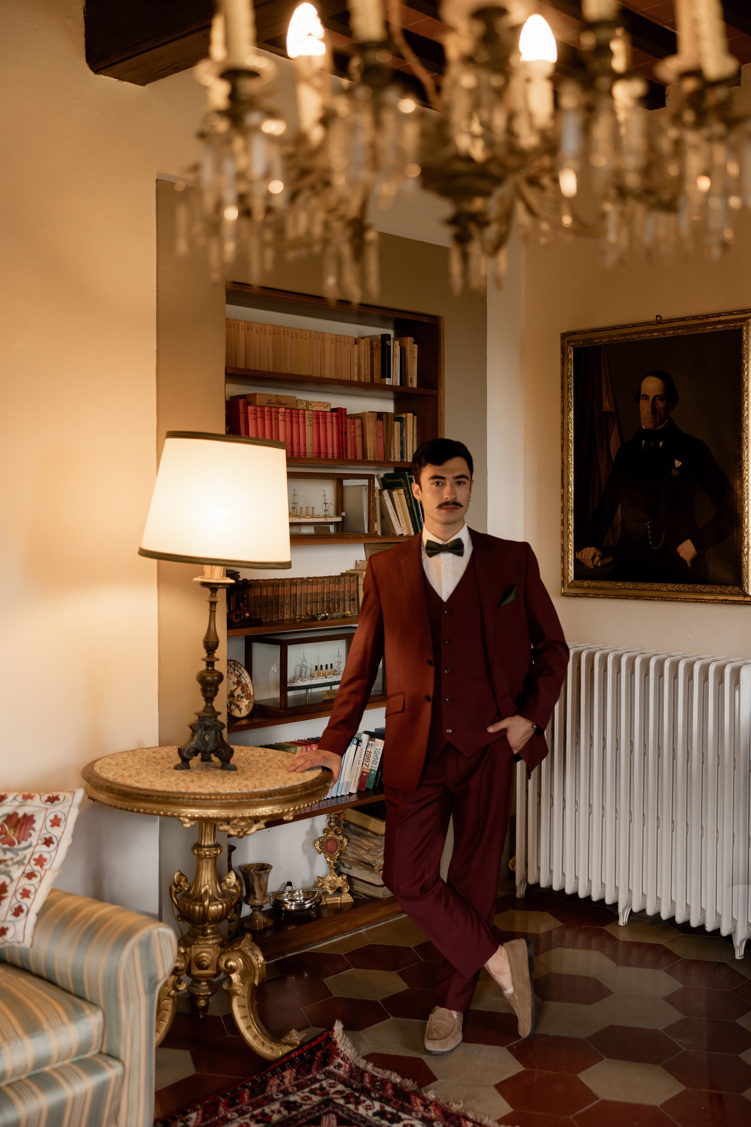 Intimate wedding moments of a stylish couple during a luxury Tuscany editorial. Wedding Photographer in Ukraine & Europe | Elena Marshall