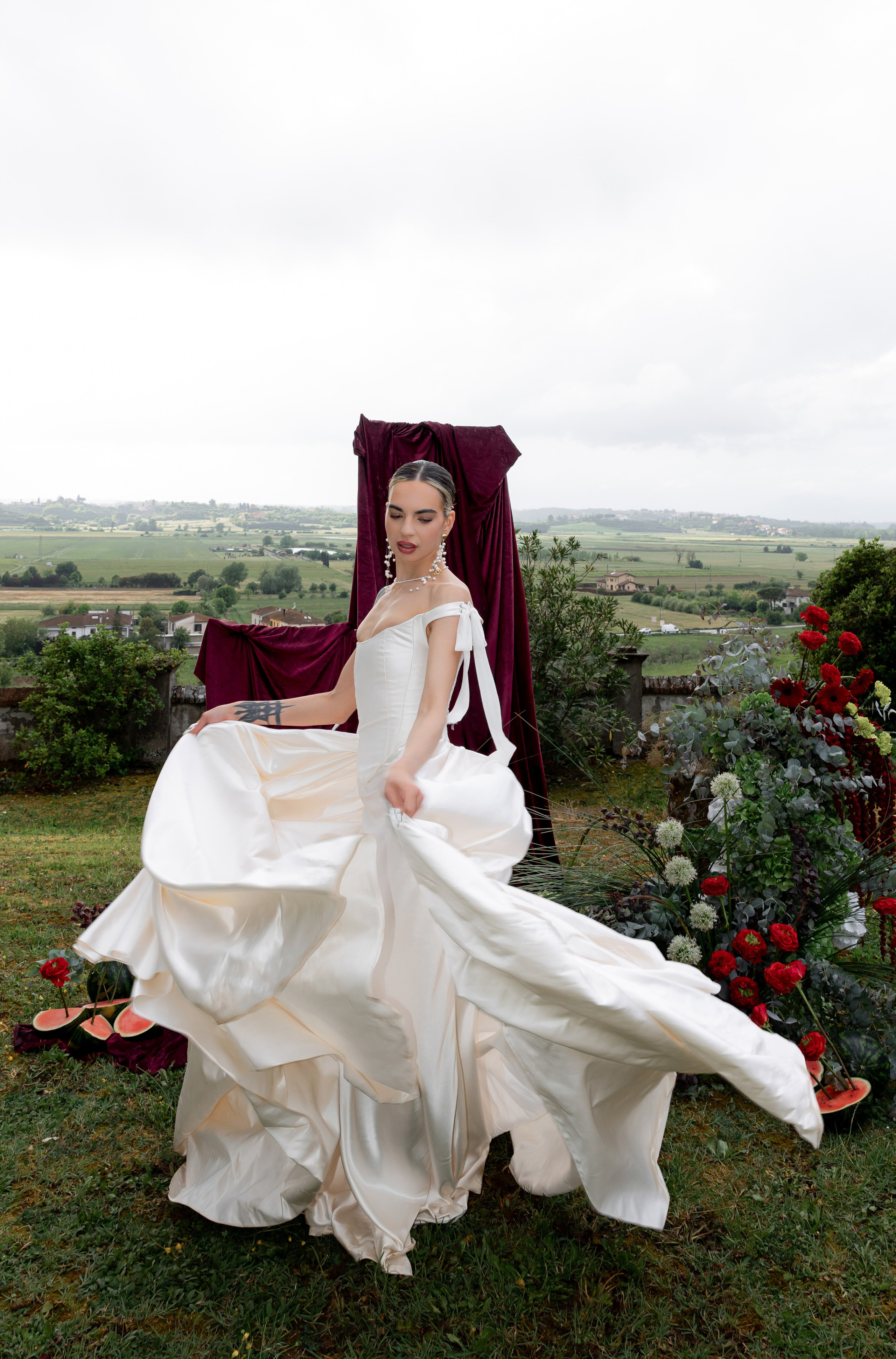 Intimate wedding moments of a stylish couple during a luxury Tuscany editorial. Wedding Photographer in Ukraine & Europe | Elena Marshall