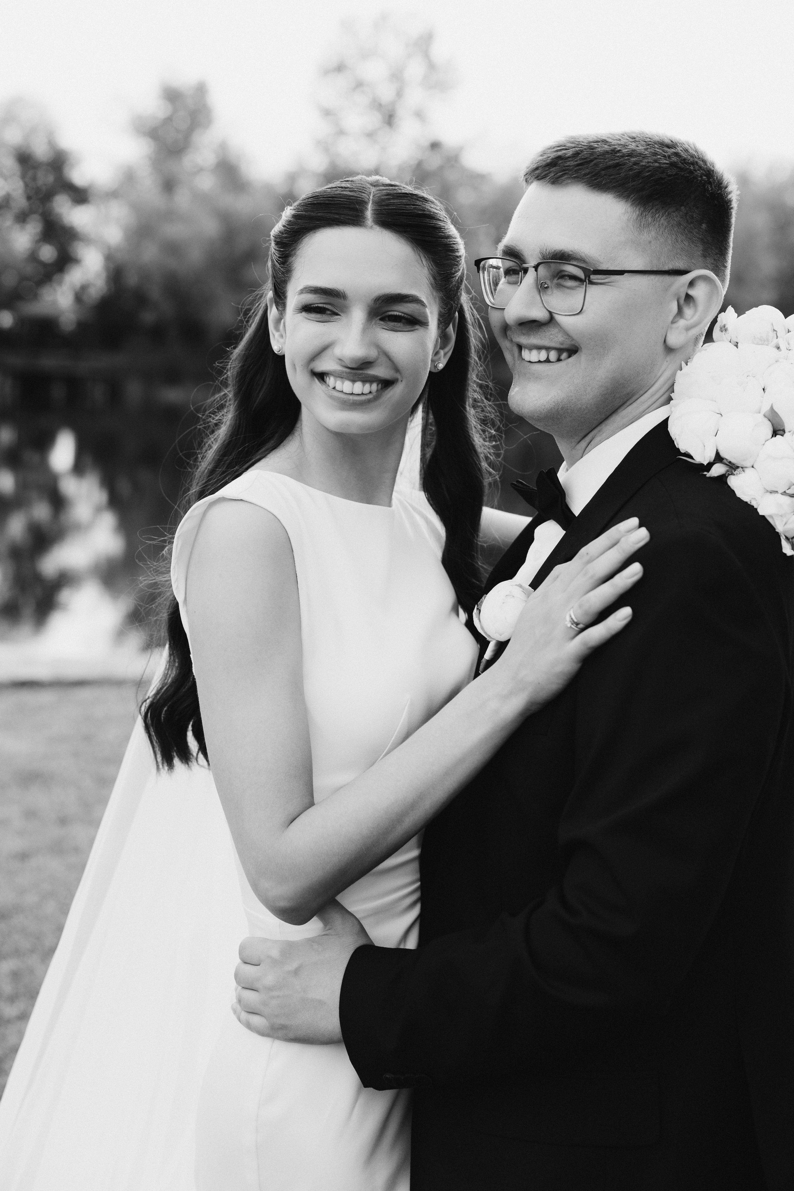 Романтична фотосесія молодят