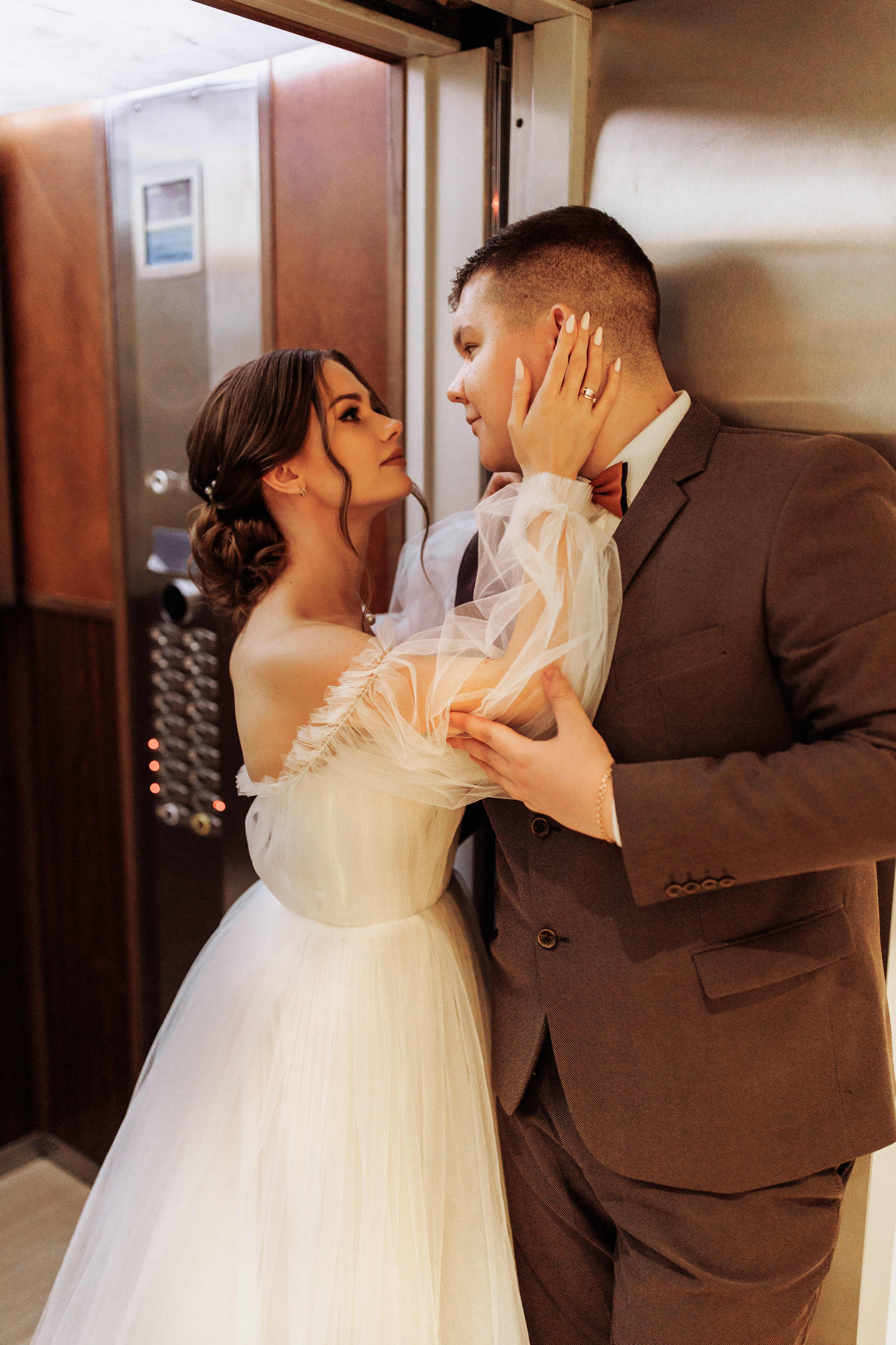 Алина и Артем. Свадебный и портретный фотограф в Запорожье Украина Elena Marshall