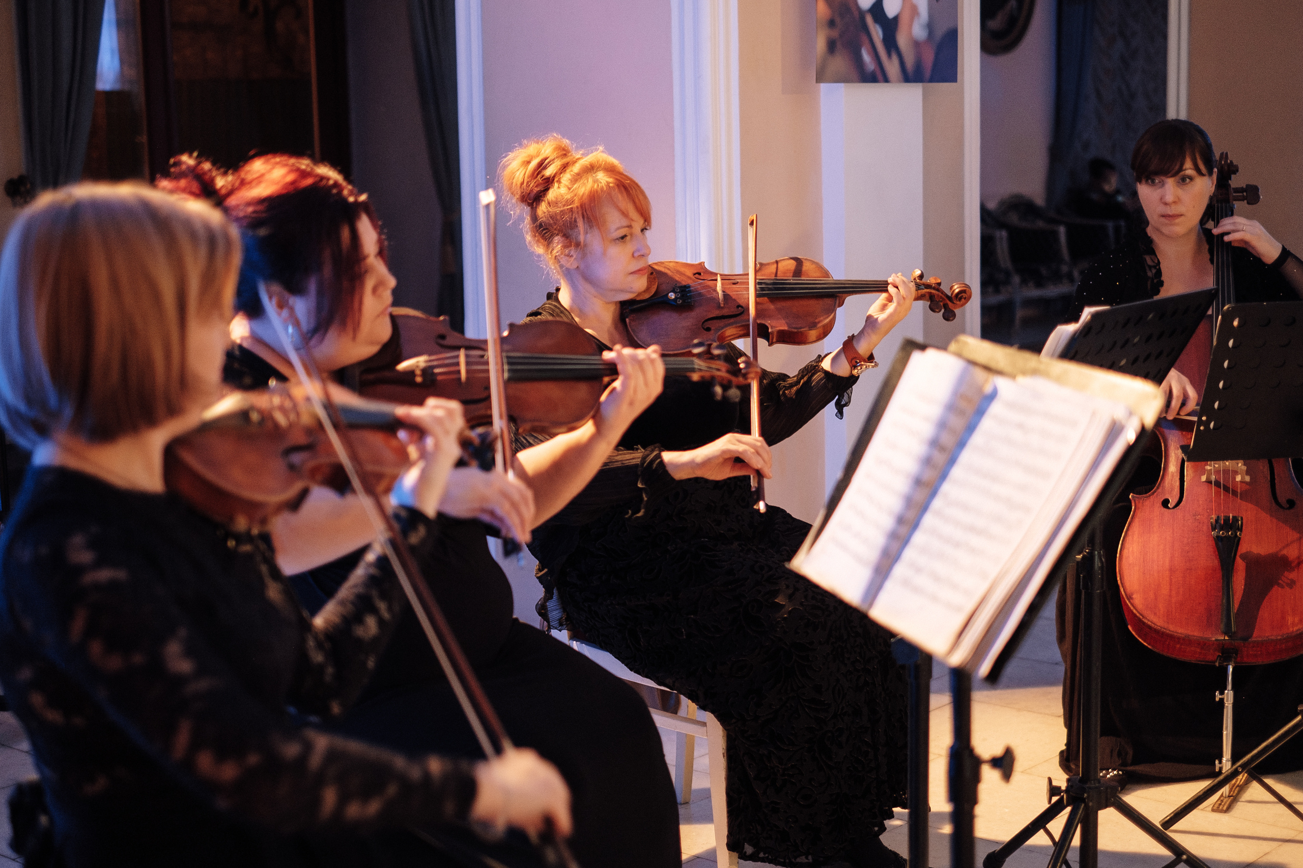 Deutsche Bank 10 years in Ukraine. Ivan Skufinsky — wedding and family photographer in Vancouver