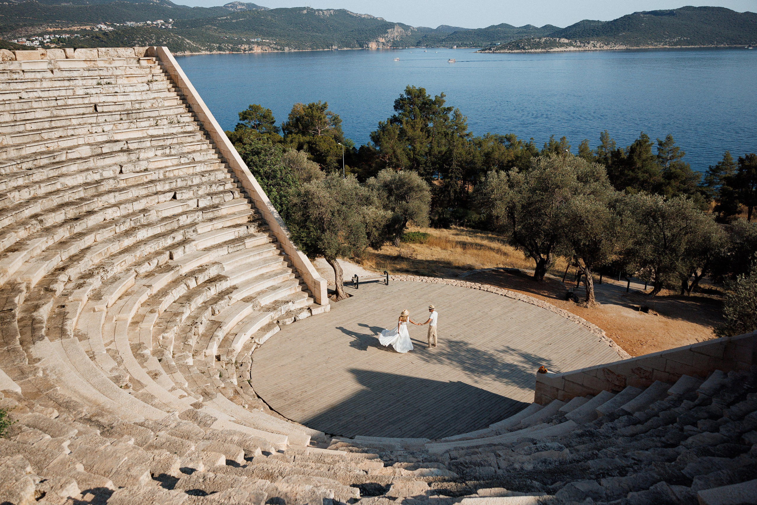 Artem & Mary. Ivan Skufinsky — wedding and family photographer in Vancouver