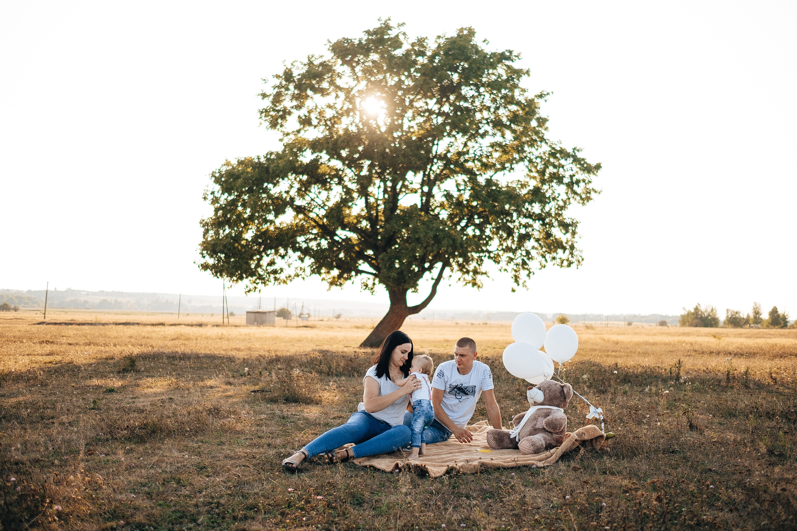 FamilyStory 1year (Lilia Sergey Maria). Ivan Skufinsky — wedding and family photographer in Vancouver