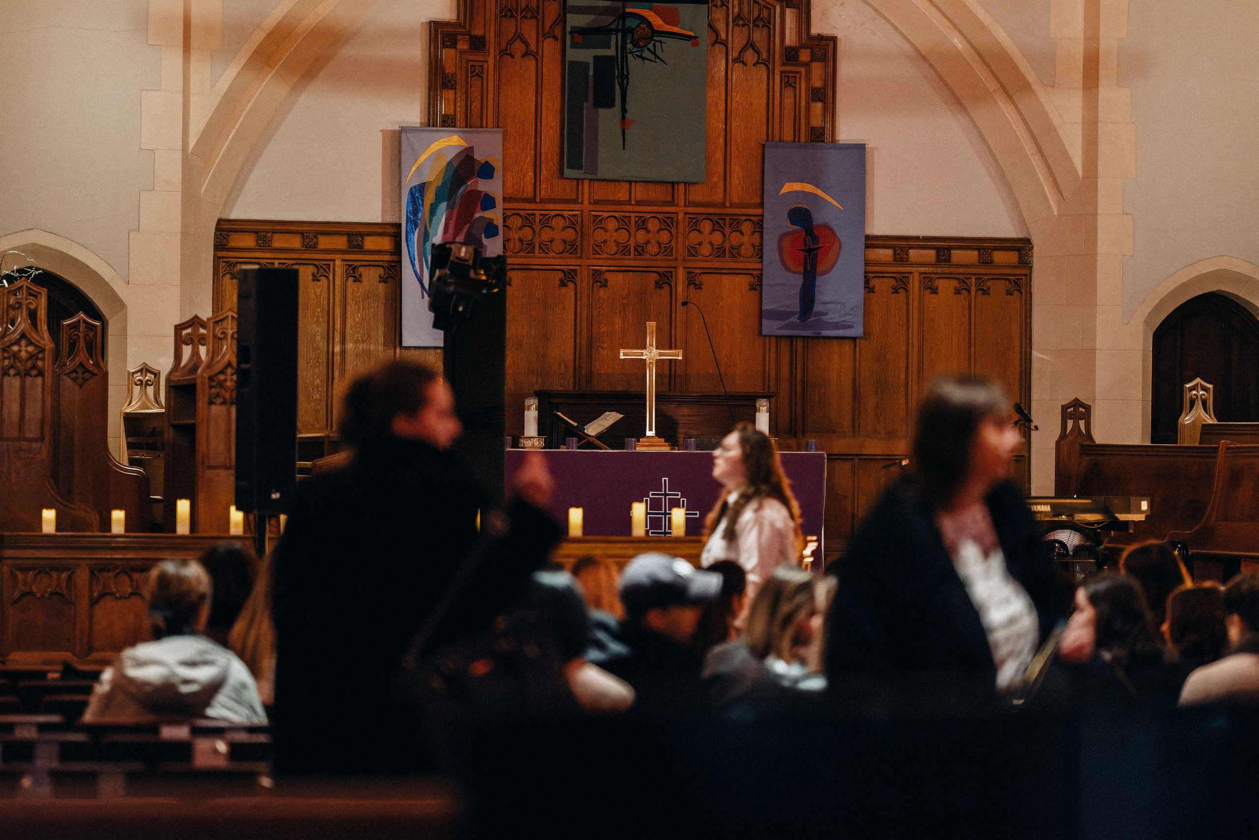 Live concert photography from Vivienne Mort in Vancouver 2025. Ivan Skufinsky — wedding and family photographer in Vancouver