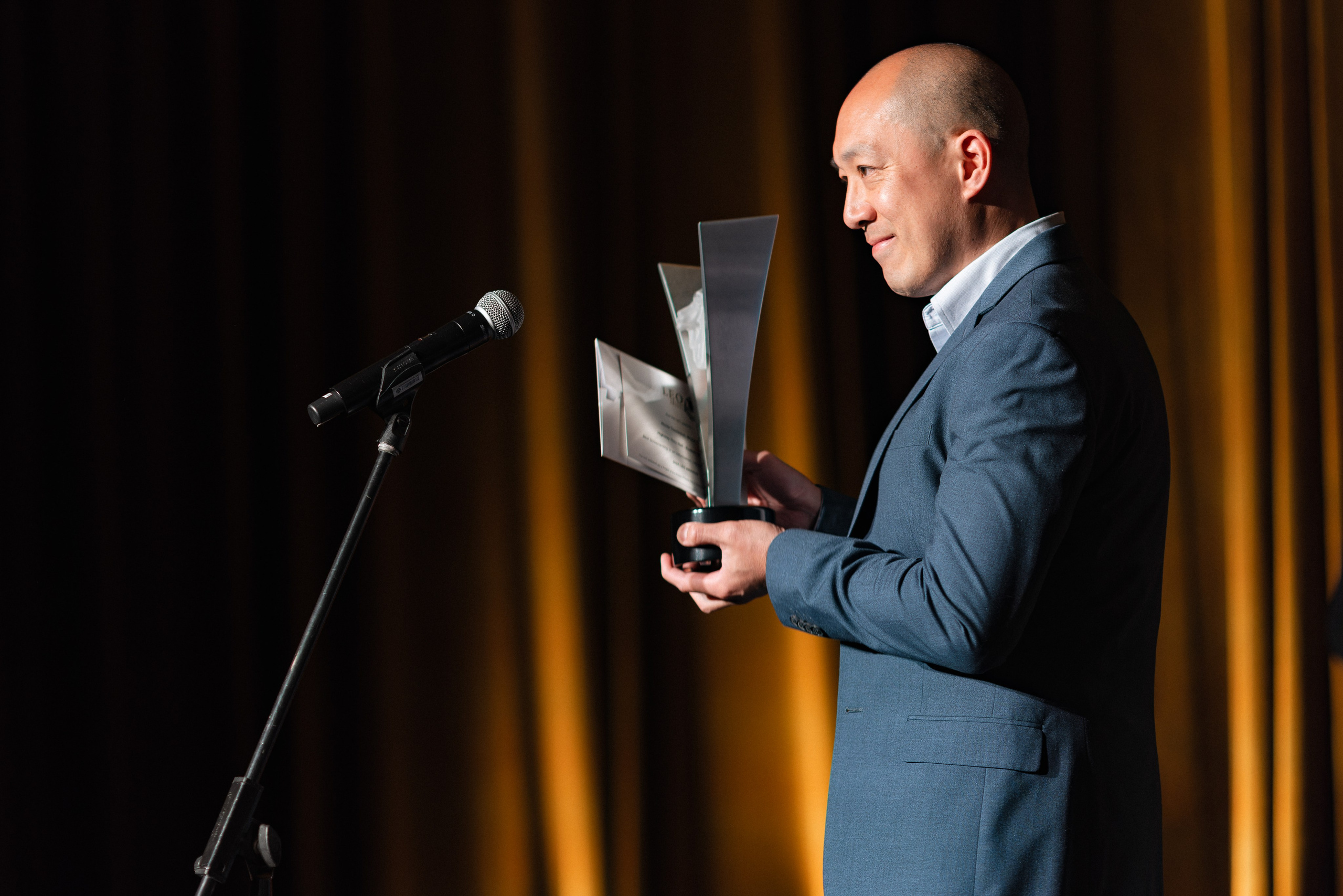 Event photographer in Vancouver Burnaby BC. Ivan Skufinsky — wedding and family photographer in Vancouver