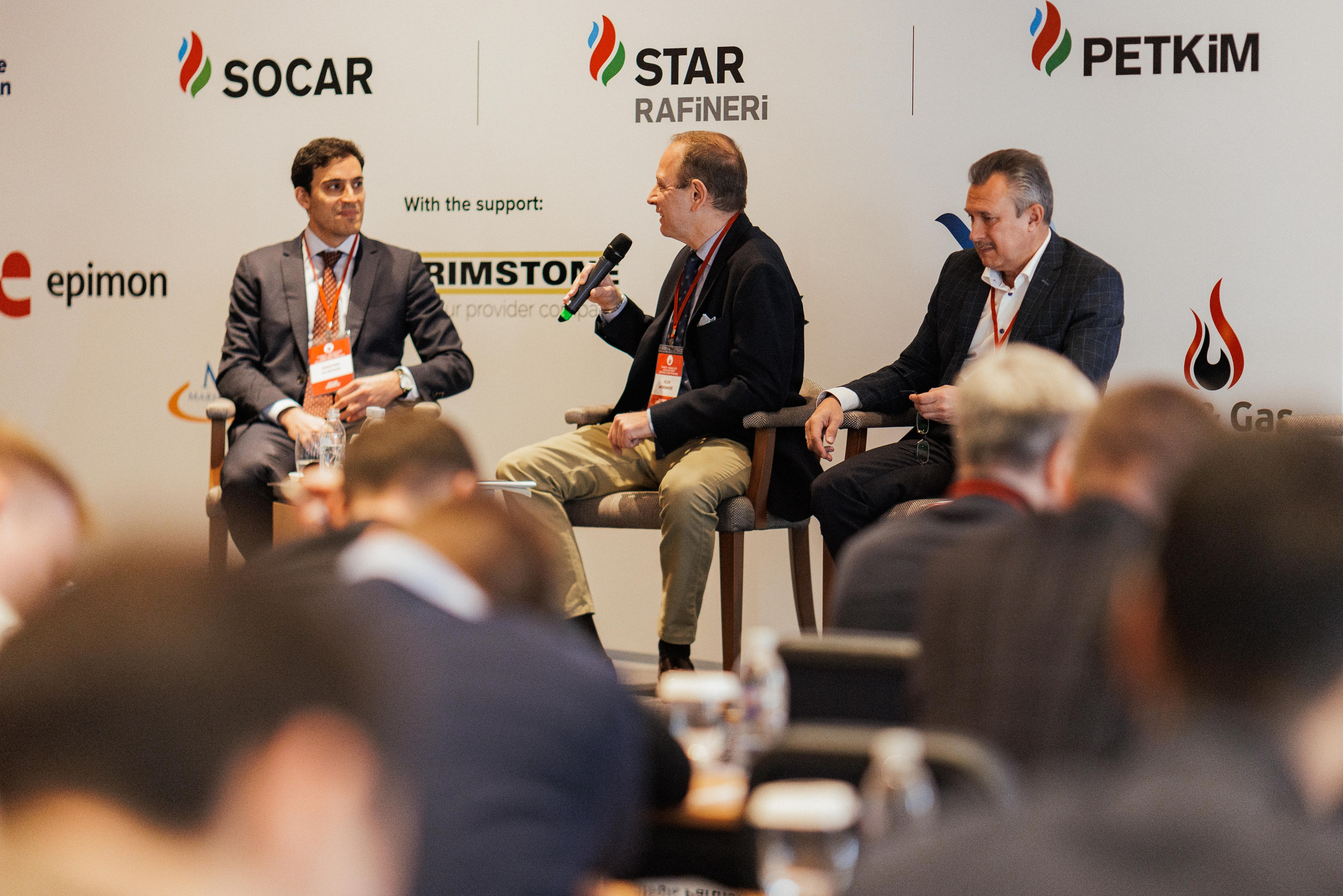 EXECUTIVE RETREAT Izmir Confidence Information Services. Ivan Skufinsky — wedding and family photographer in Vancouver