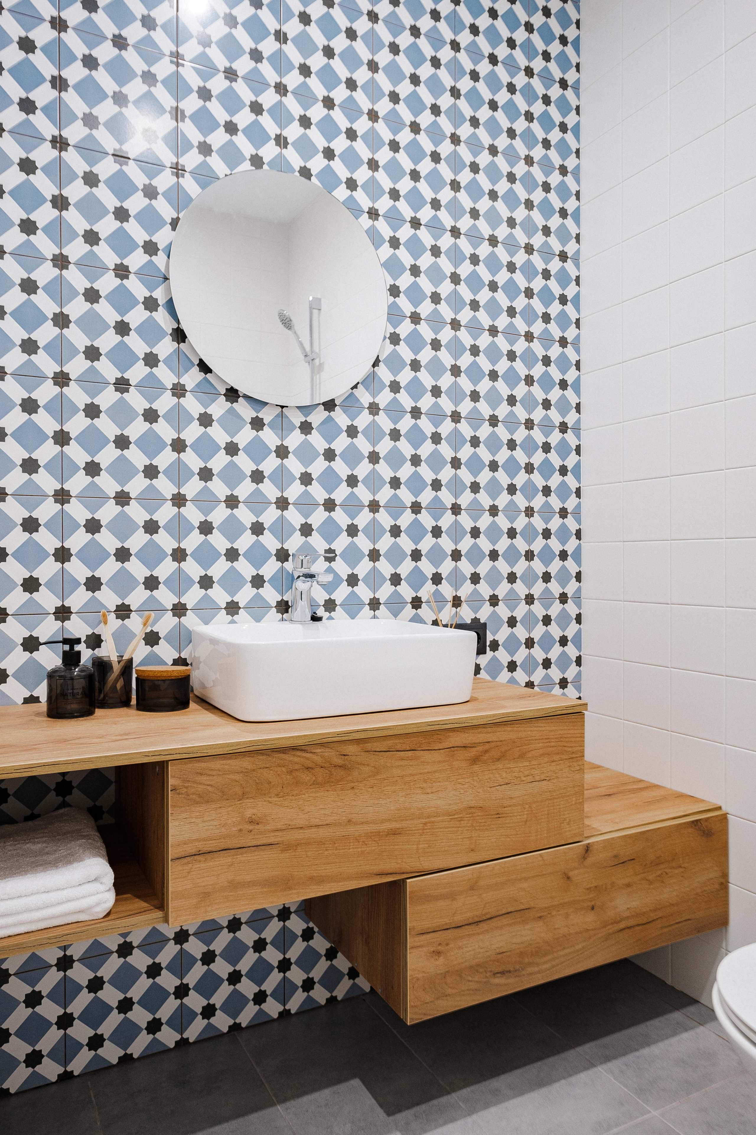 Interior photography of a apartment for a designer in Vancouver. Ivan Skufinsky — wedding and family photographer in Vancouver