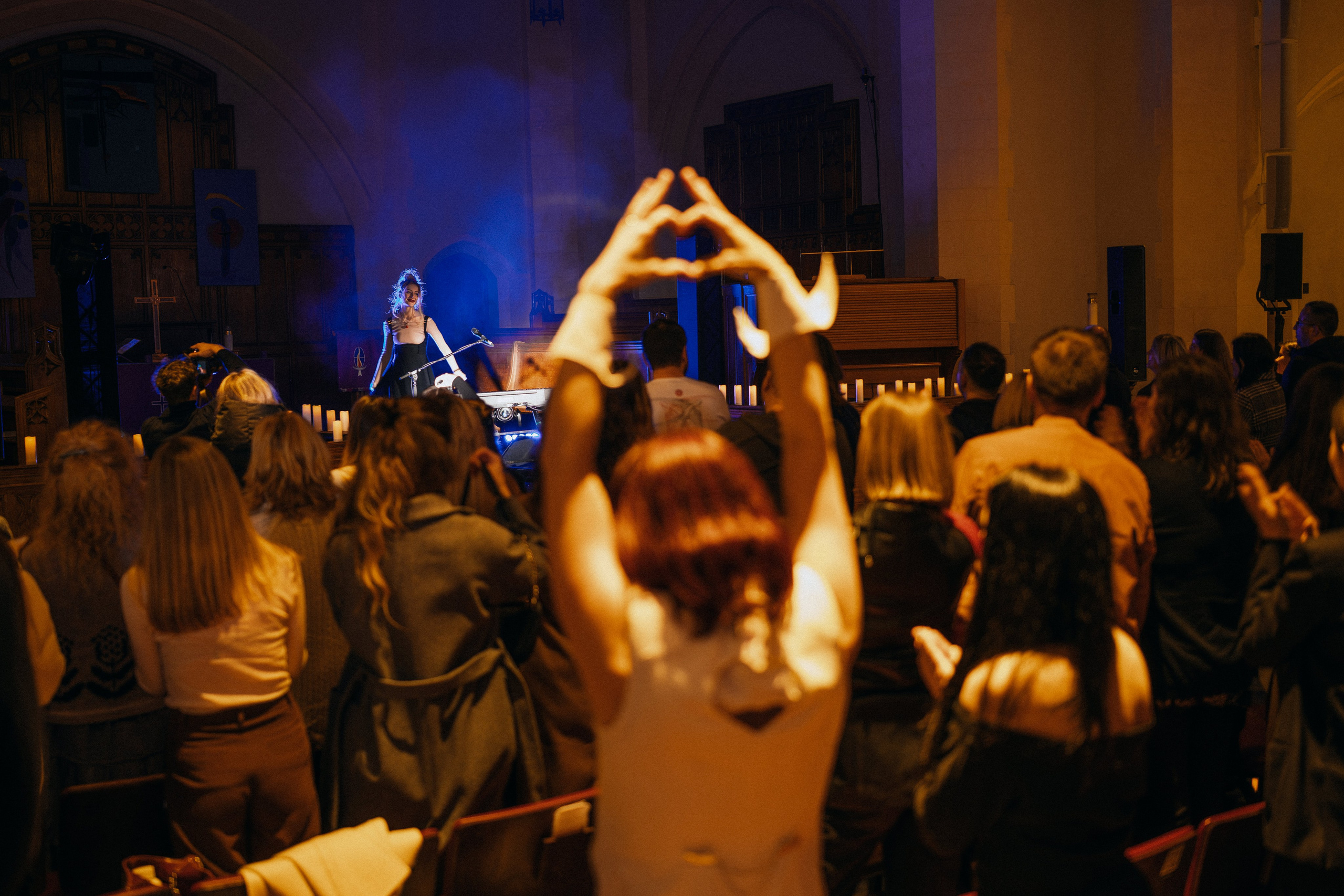 Live concert photography from Vivienne Mort in Vancouver 2025. Ivan Skufinsky — wedding and family photographer in Vancouver