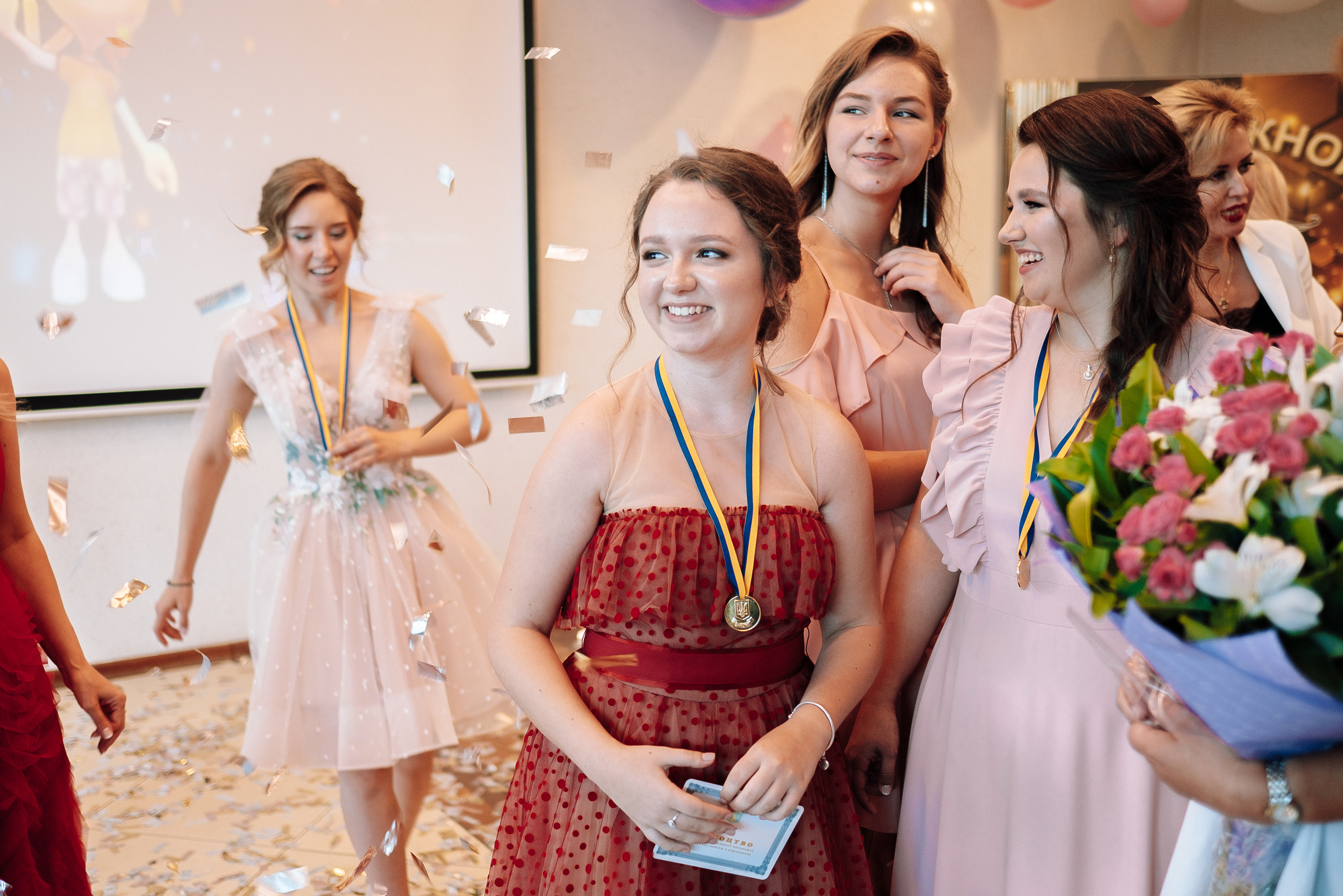 Выпускной 153 Гимназия. Ivan Skufinsky — wedding and family photographer in Vancouver