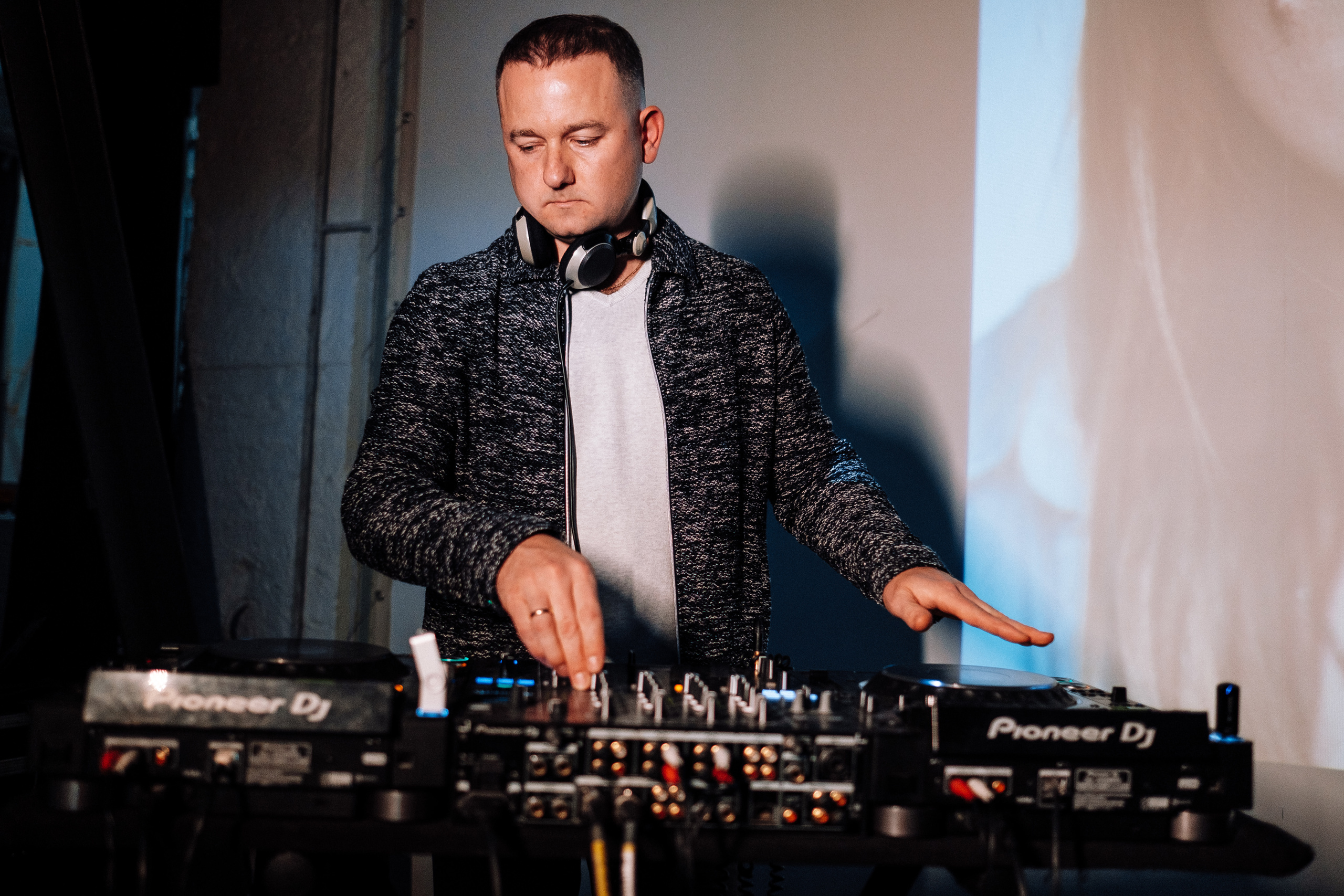 ZEO Alliance 24.10.19 party. Ivan Skufinsky — wedding and family photographer in Vancouver