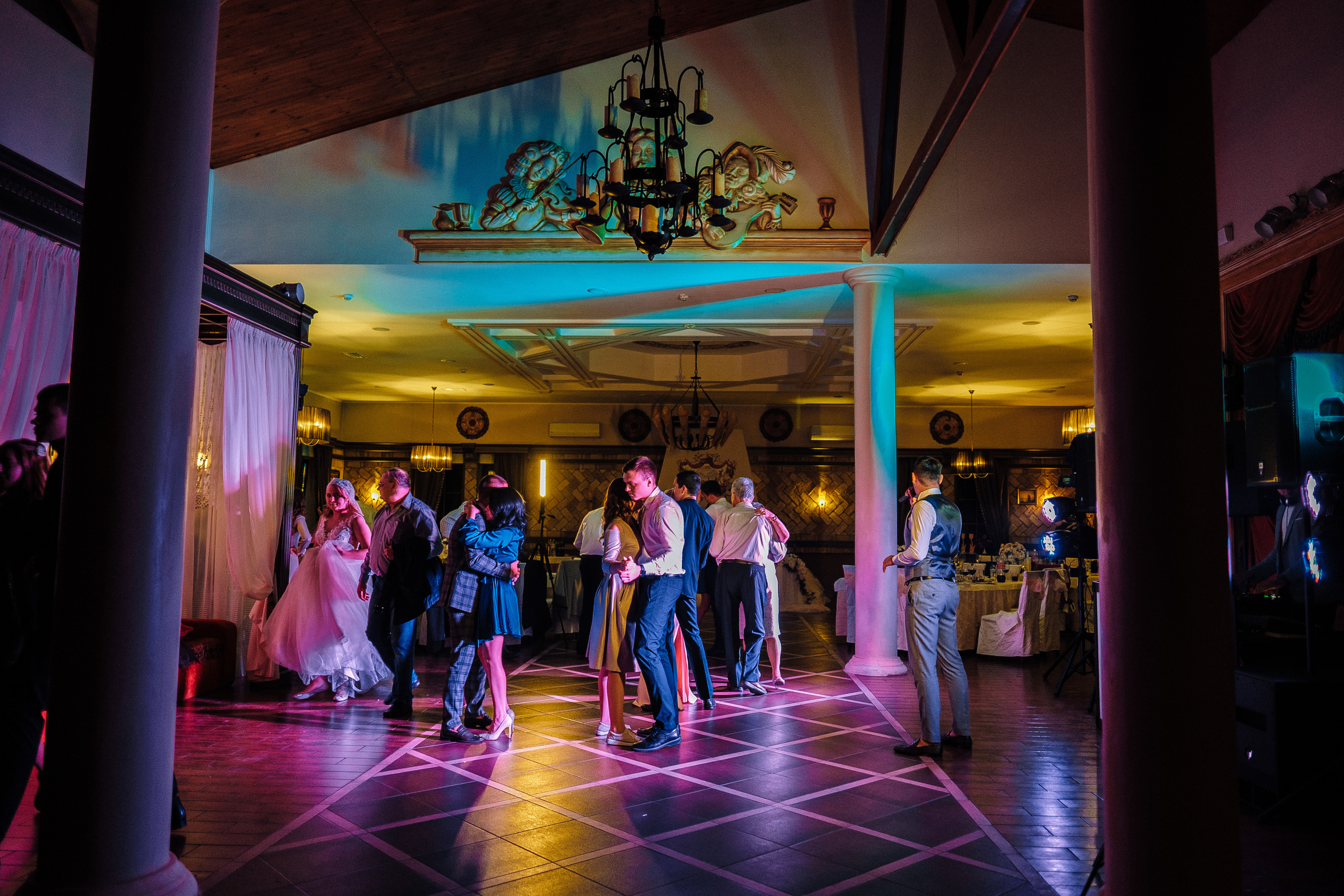 2019 19.10 WeddingStory Евгений+Юлия. Ivan Skufinsky — wedding and family photographer in Vancouver