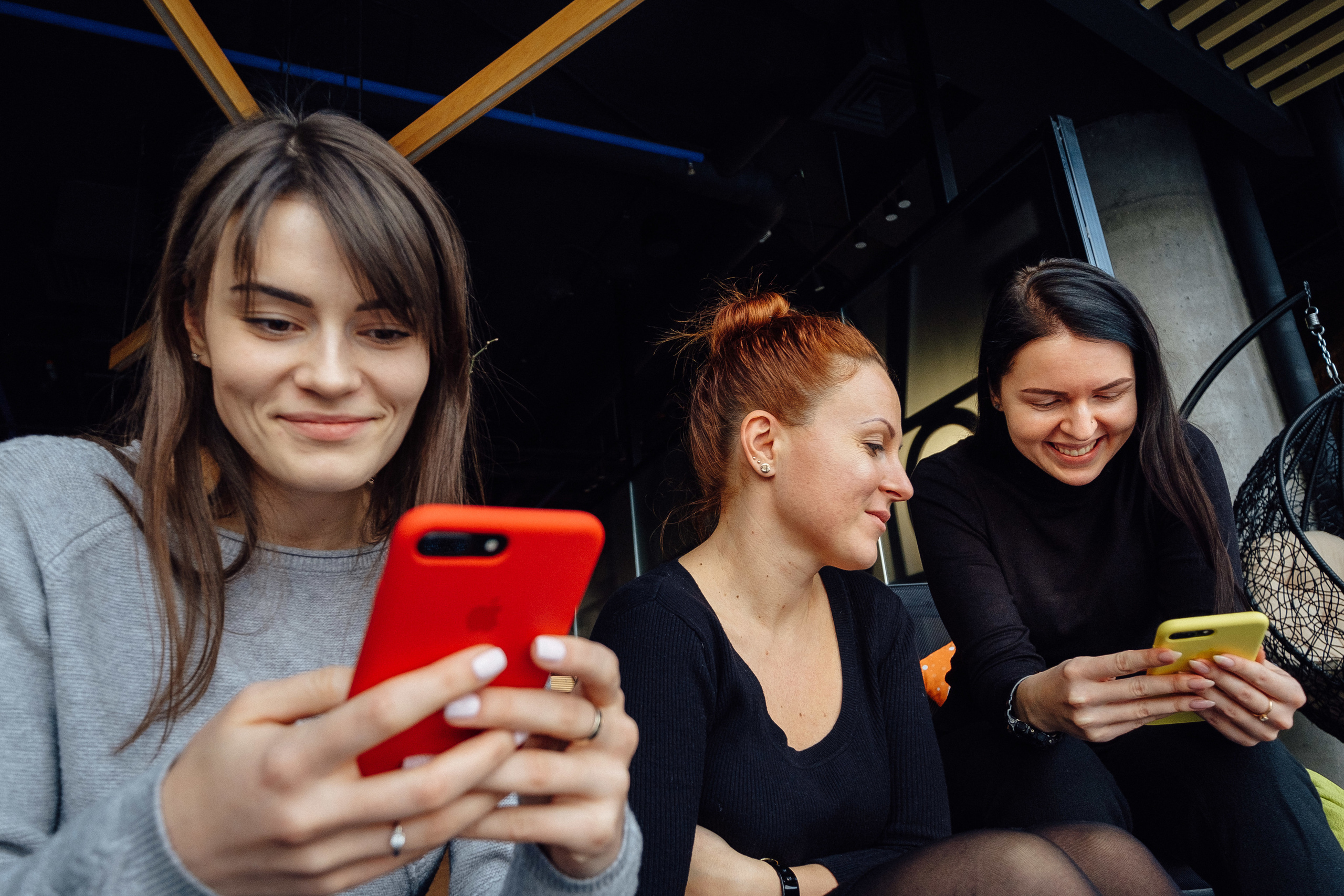 Фотоэкскурсия в компанию OLX. Ivan Skufinsky — wedding and family photographer in Vancouver