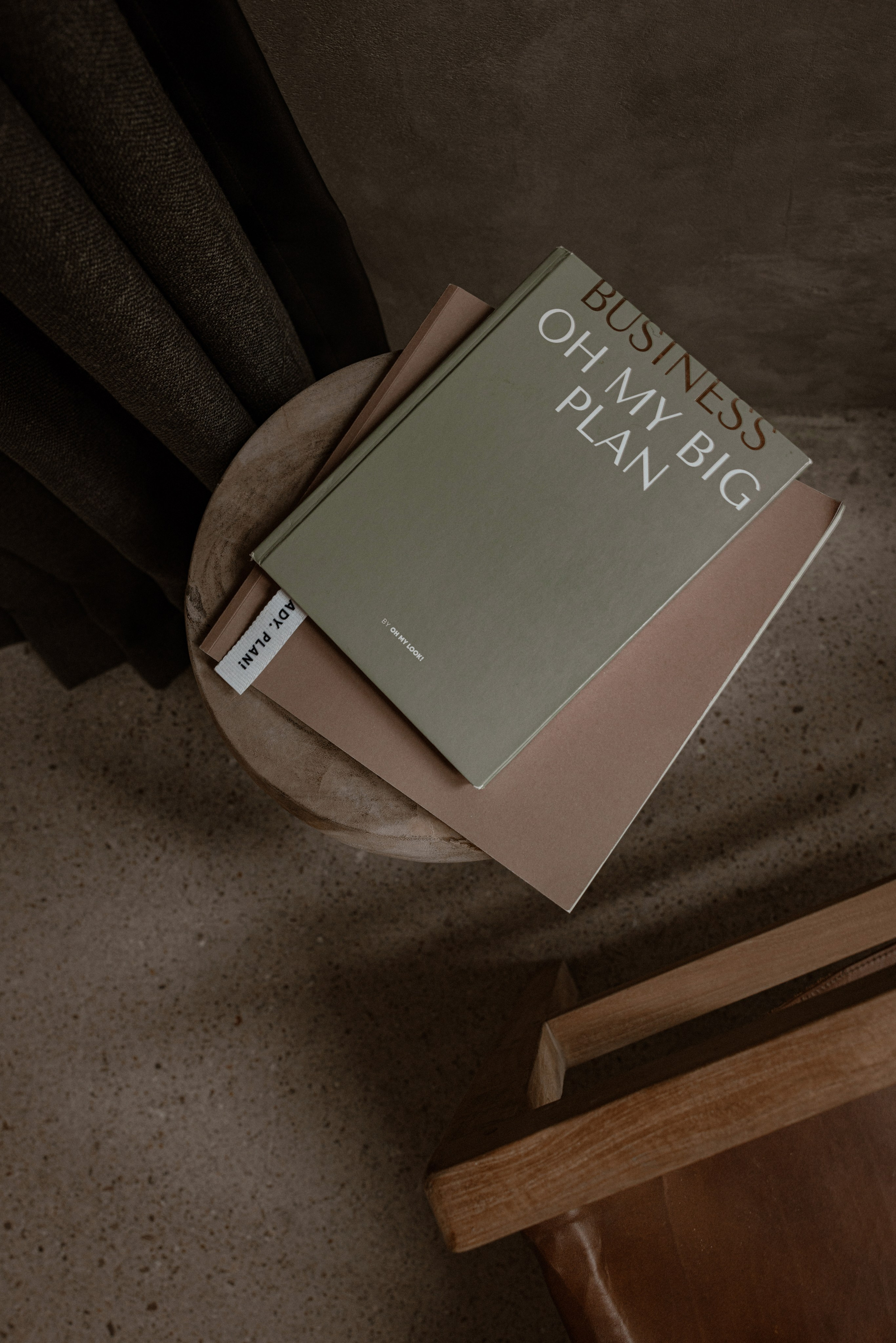 Interior photography and video shooting of a hotel in Bali style. Ivan Skufinsky — wedding and family photographer in Vancouver