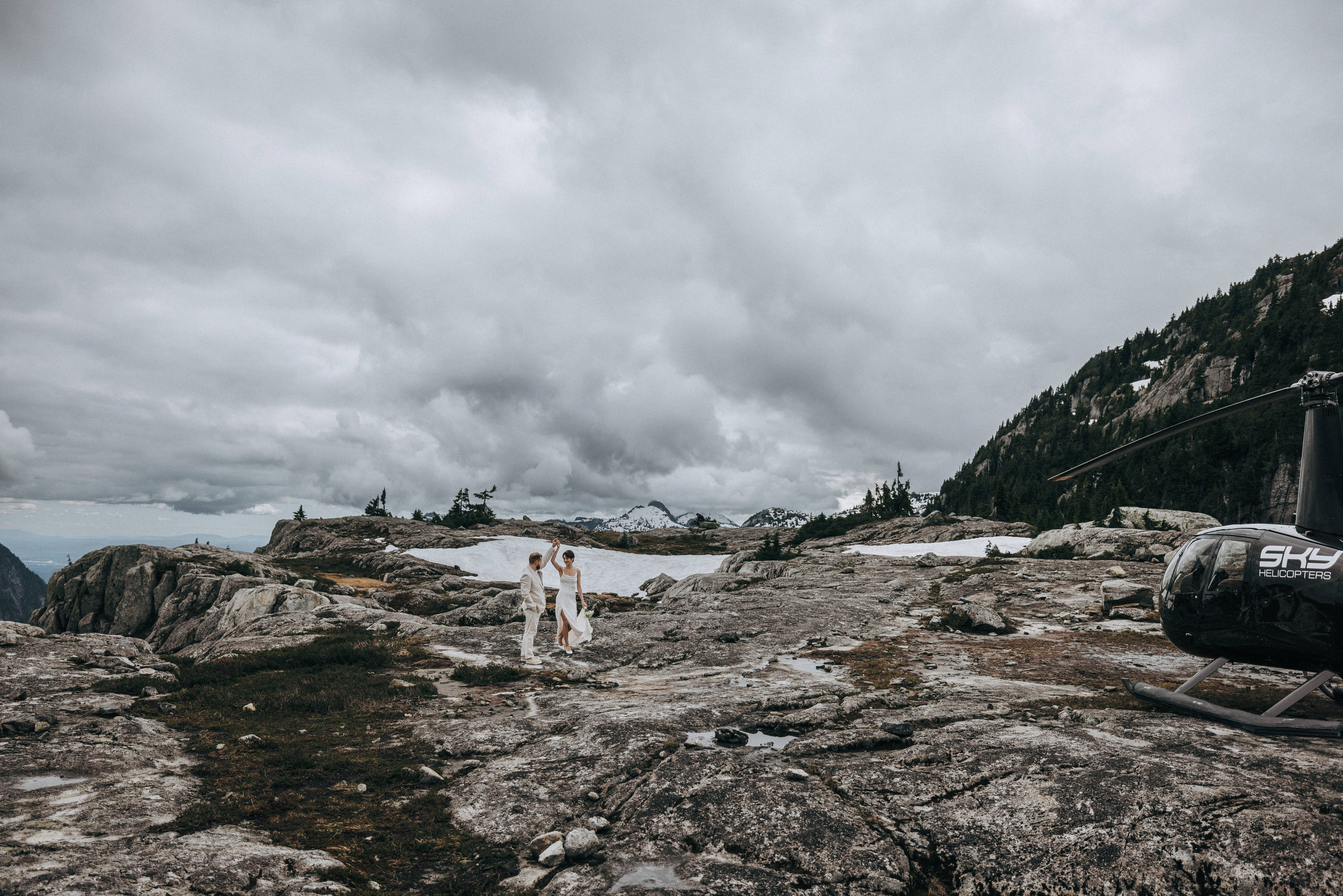 Sky-High Love: Stunning Vancouver Mountain Wedding Shoot by Helicopter. Ivan Skufinsky — wedding and family photographer in Vancouver