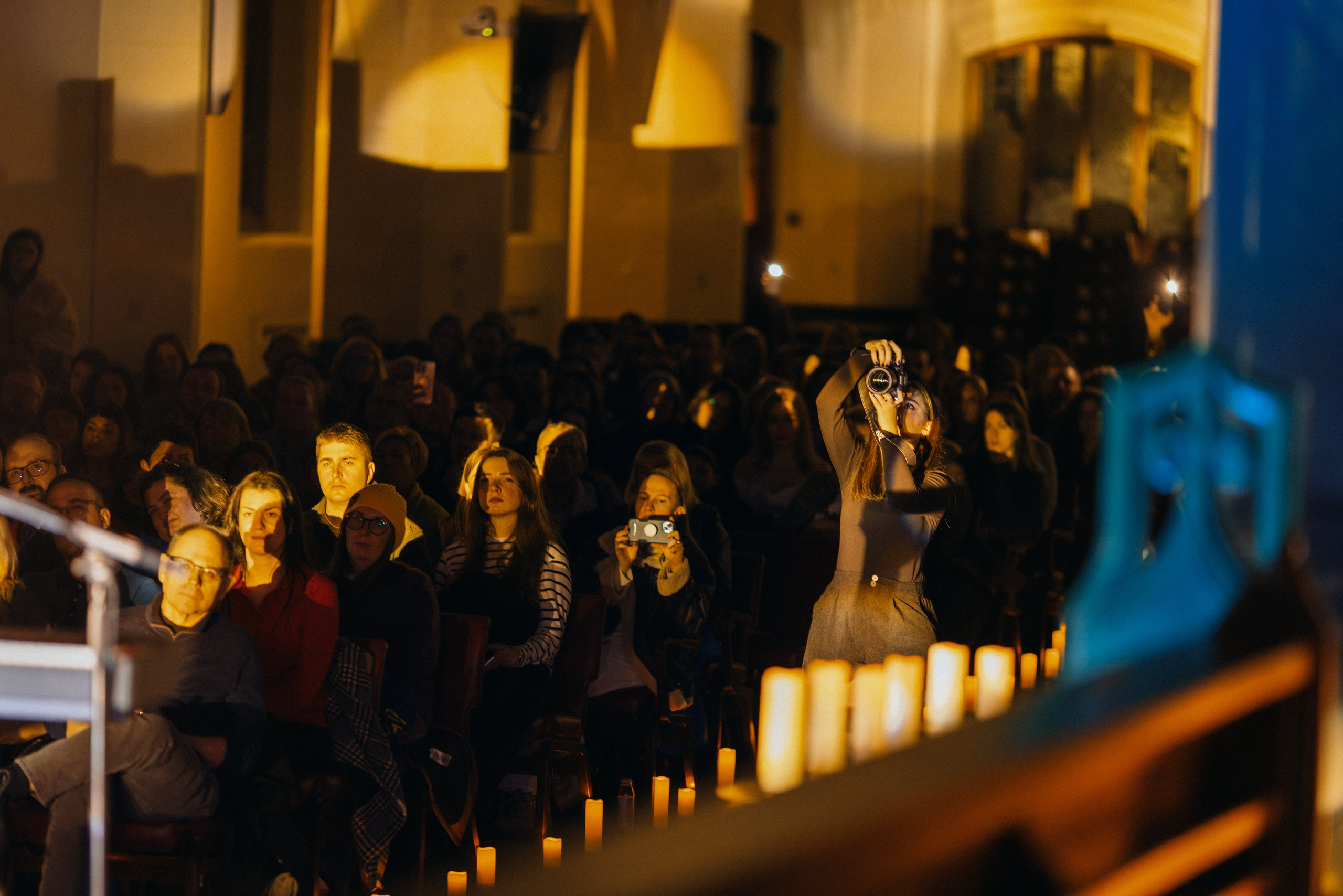 Live concert photography from Vivienne Mort in Vancouver 2025. Ivan Skufinsky — wedding and family photographer in Vancouver