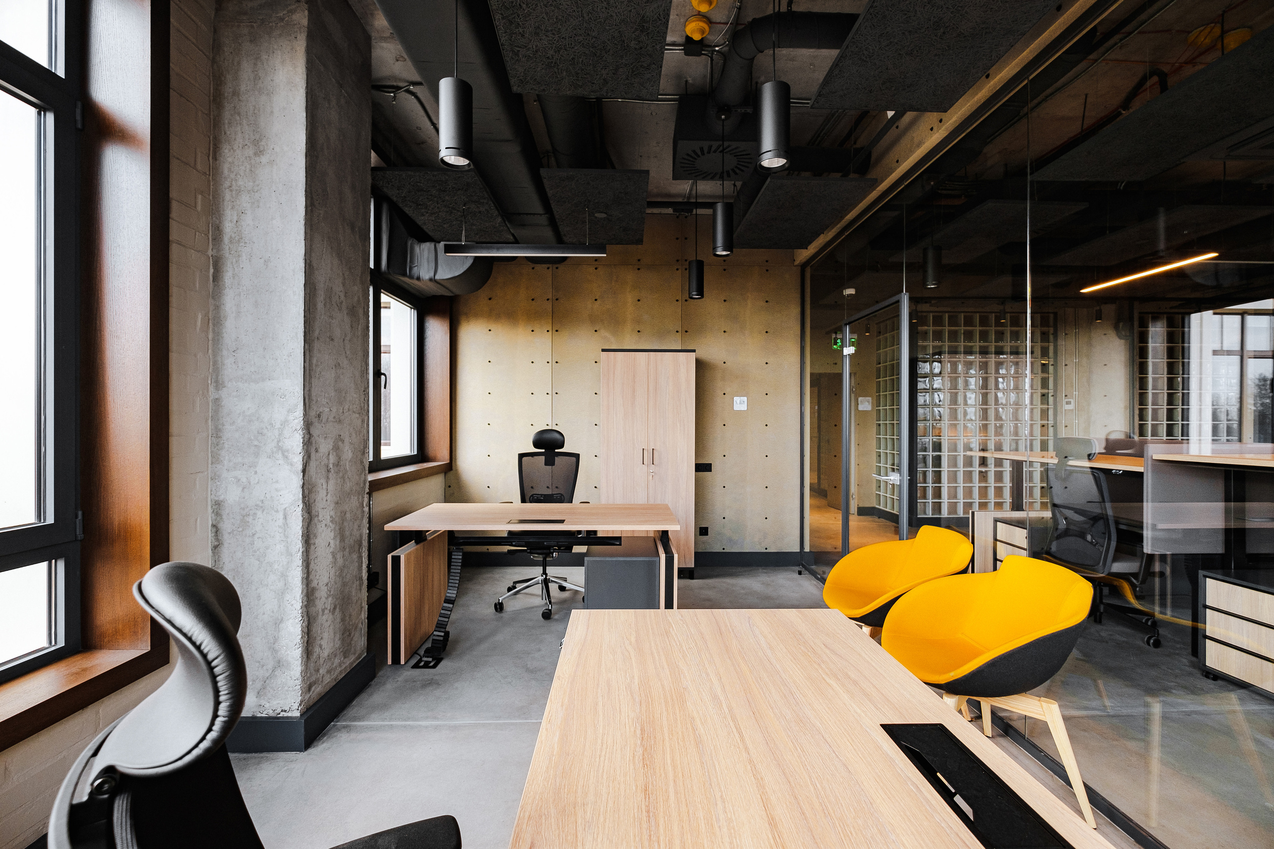 МACNAVI. Ivan Skufinsky — wedding and family photographer in Vancouver