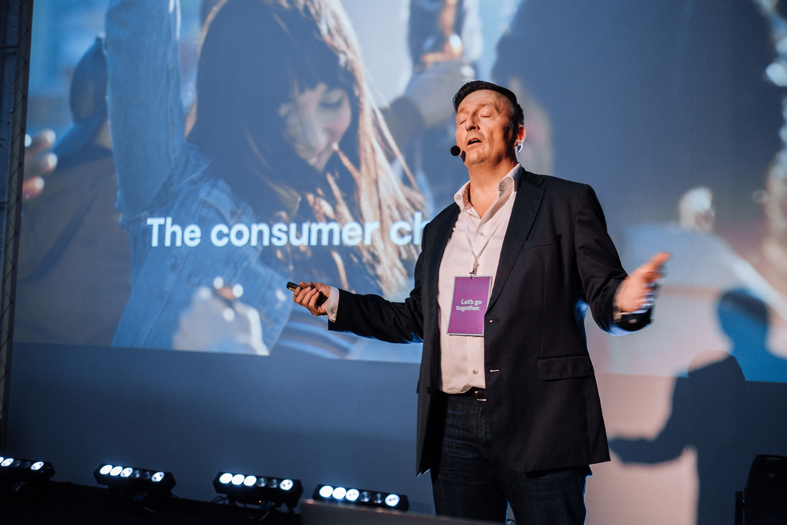 ZEO Alliance 24.10.19 party. Ivan Skufinsky — wedding and family photographer in Vancouver