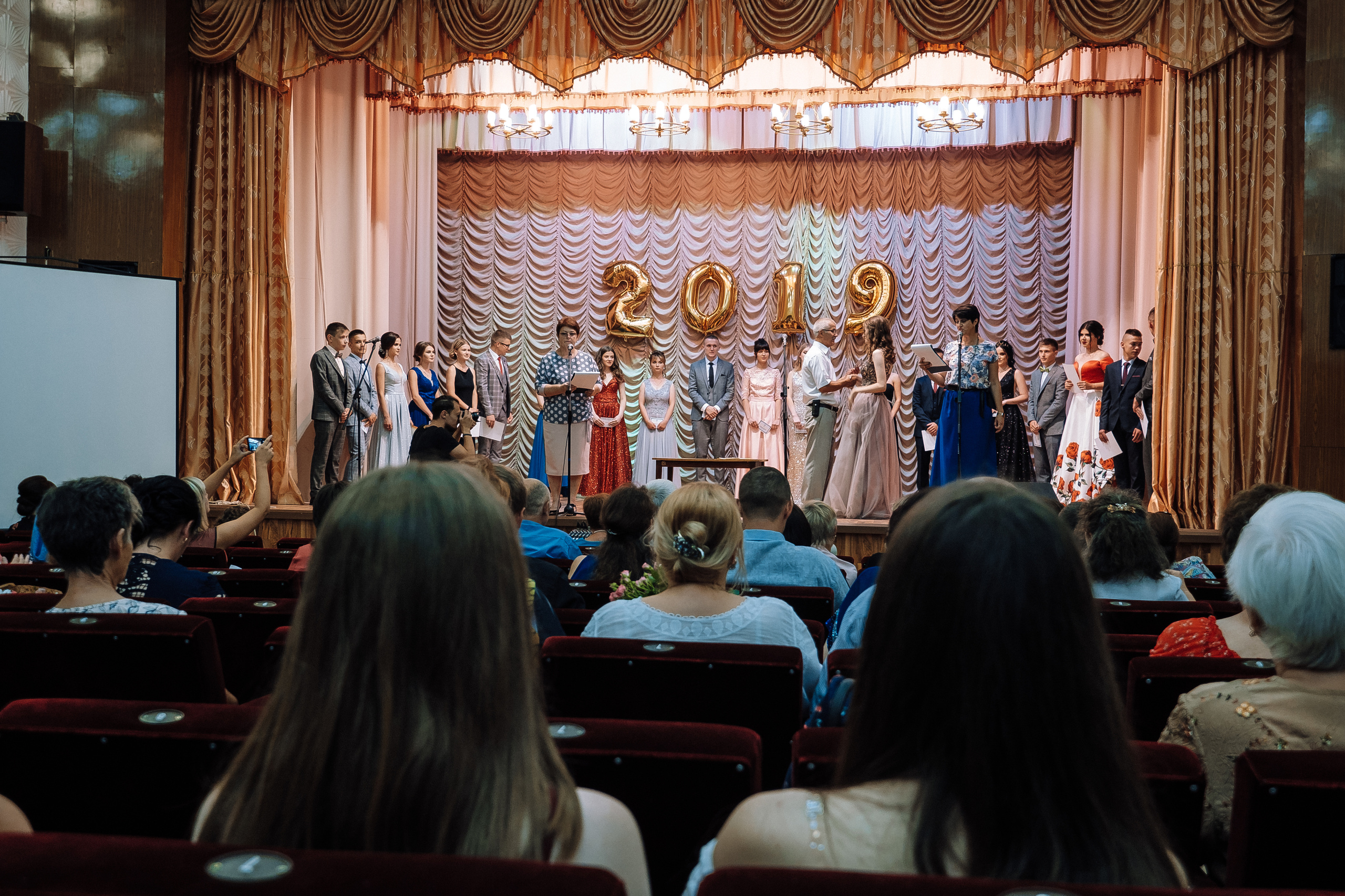 Выпускной школа номер 3. Хмельник. Ivan Skufinsky — wedding and family photographer in Vancouver