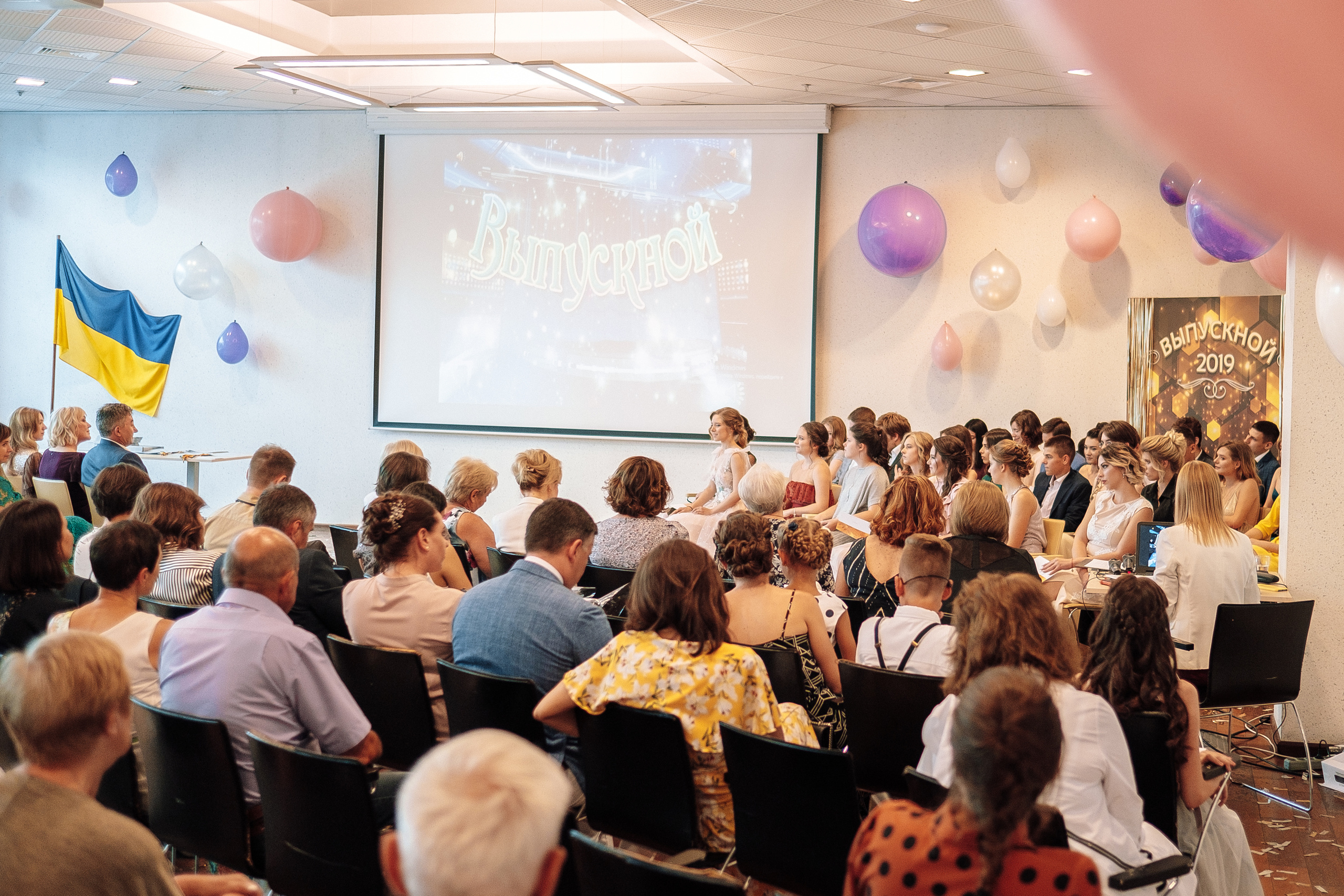 Выпускной 153 Гимназия. Ivan Skufinsky — wedding and family photographer in Vancouver