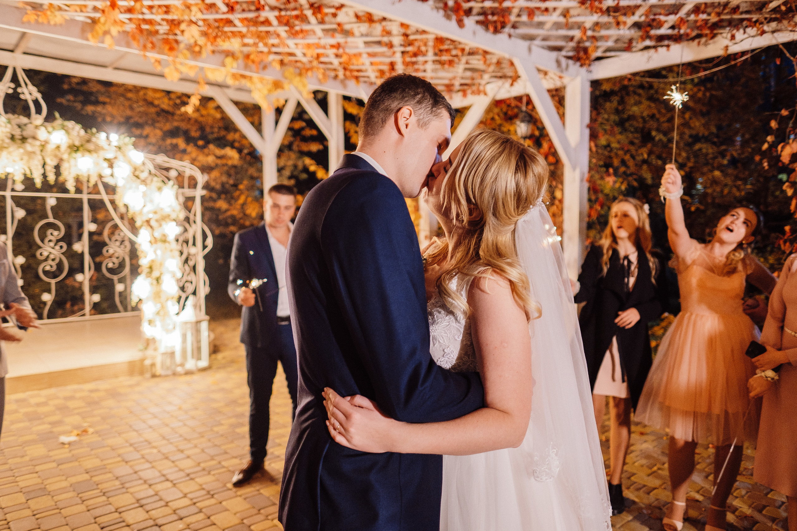 2019 19.10 WeddingStory Евгений+Юлия. Ivan Skufinsky — wedding and family photographer in Vancouver