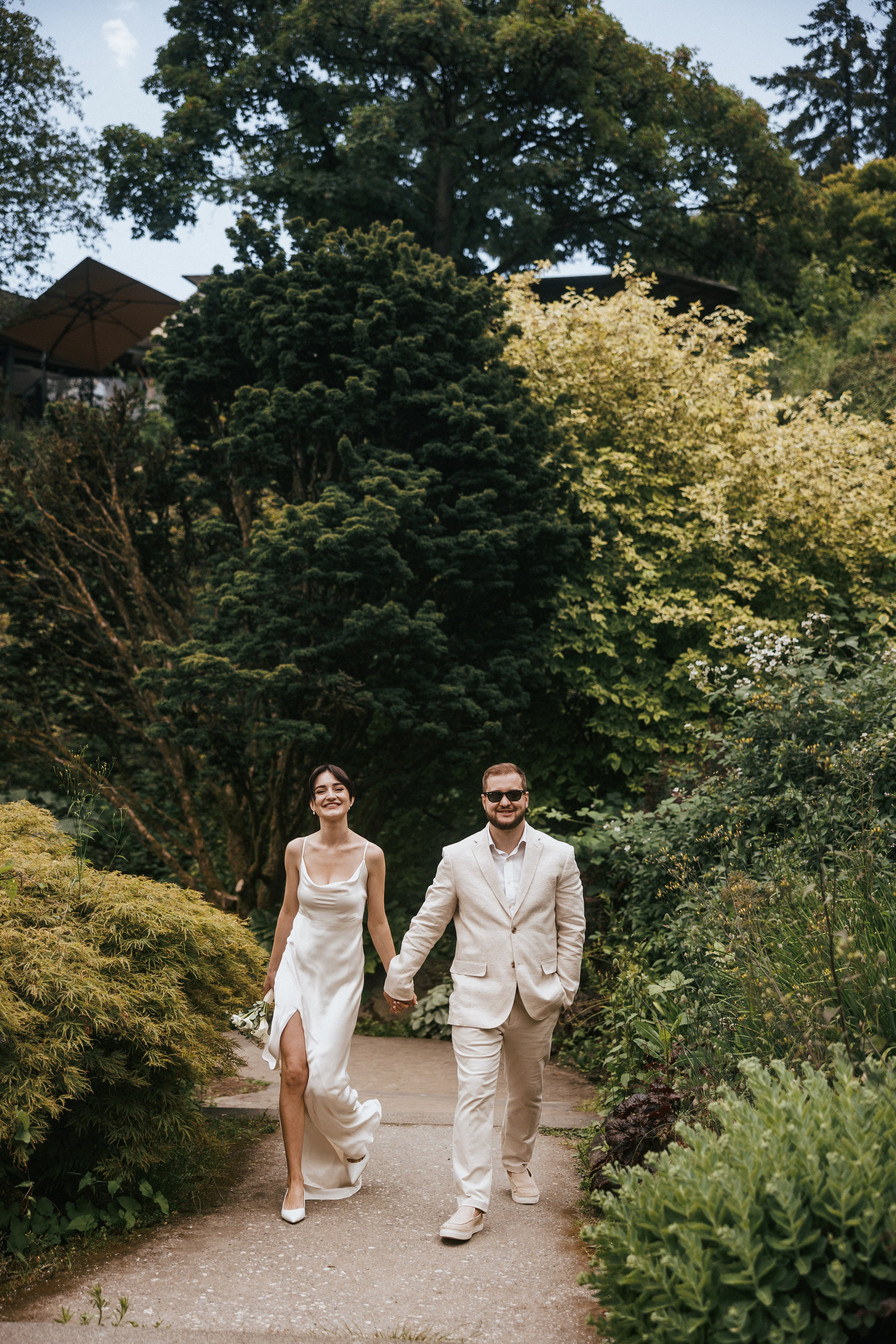 Sky-High Love: Stunning Vancouver Mountain Wedding Shoot by Helicopter. Ivan Skufinsky — wedding and family photographer in Vancouver