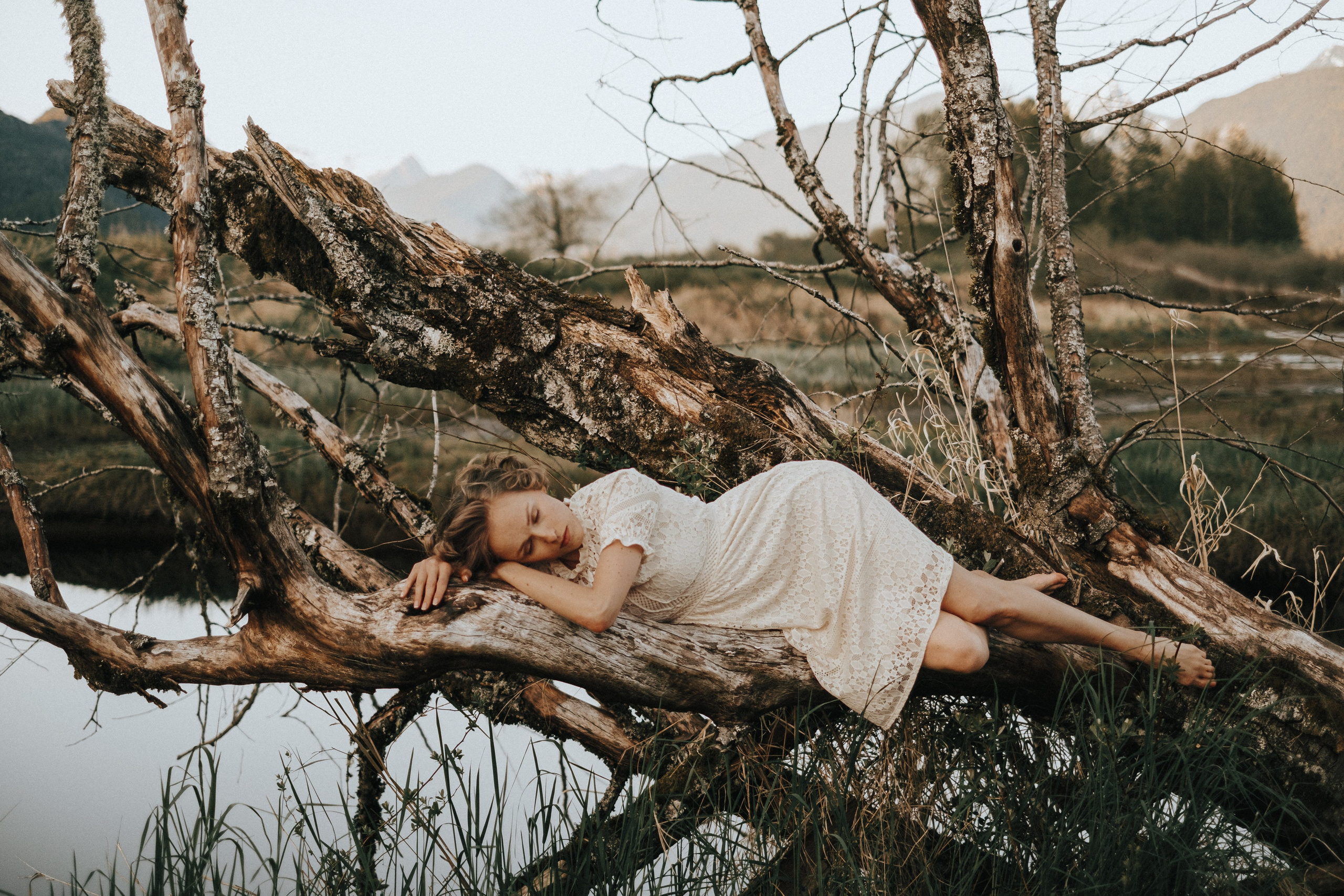 Family photo shoot at Pitt lake Vancouver BC. Ivan Skufinsky — wedding and family photographer in Vancouver