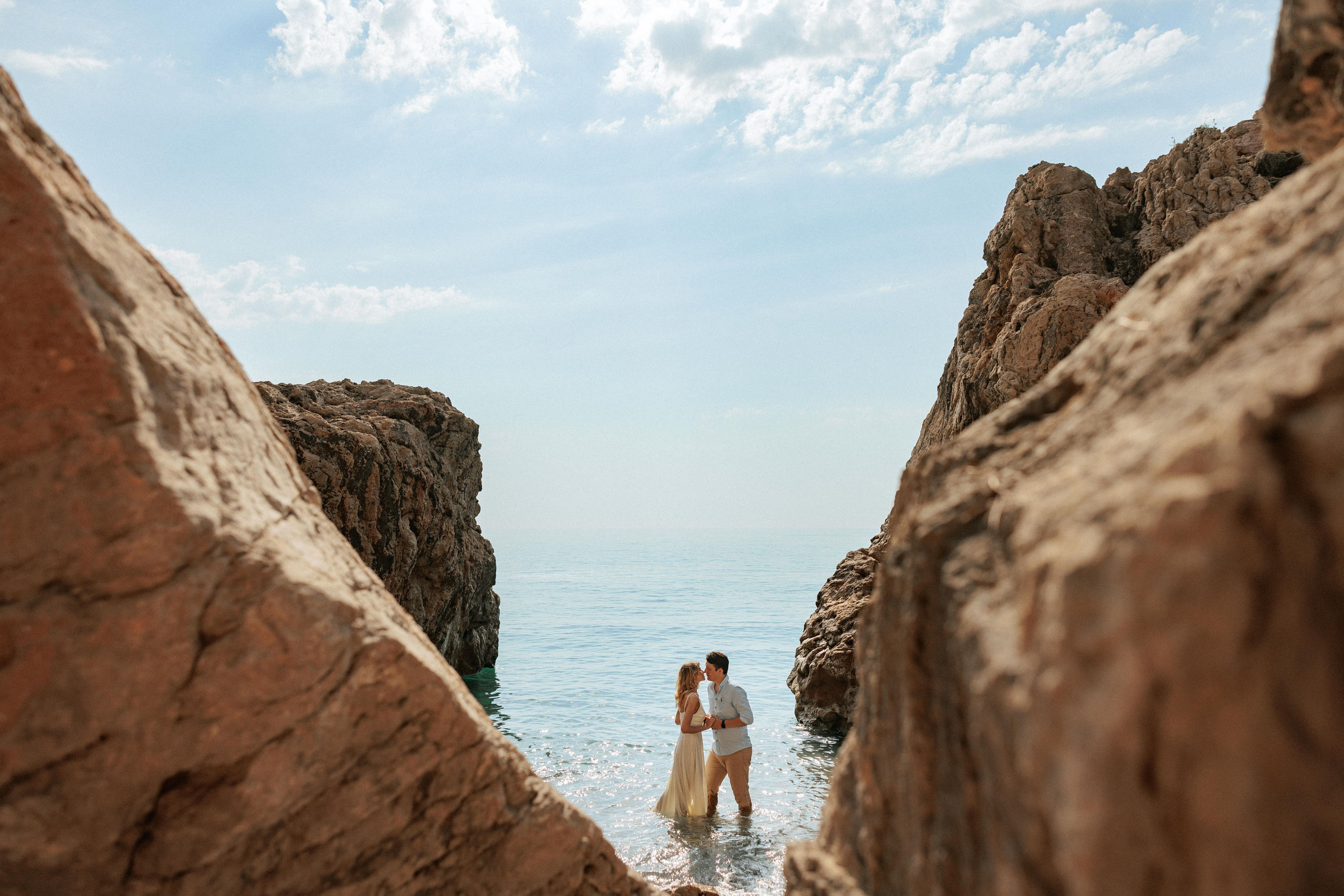 Couples photographer in Vancouver BC. Ivan Skufinsky — wedding and family photographer in Vancouver