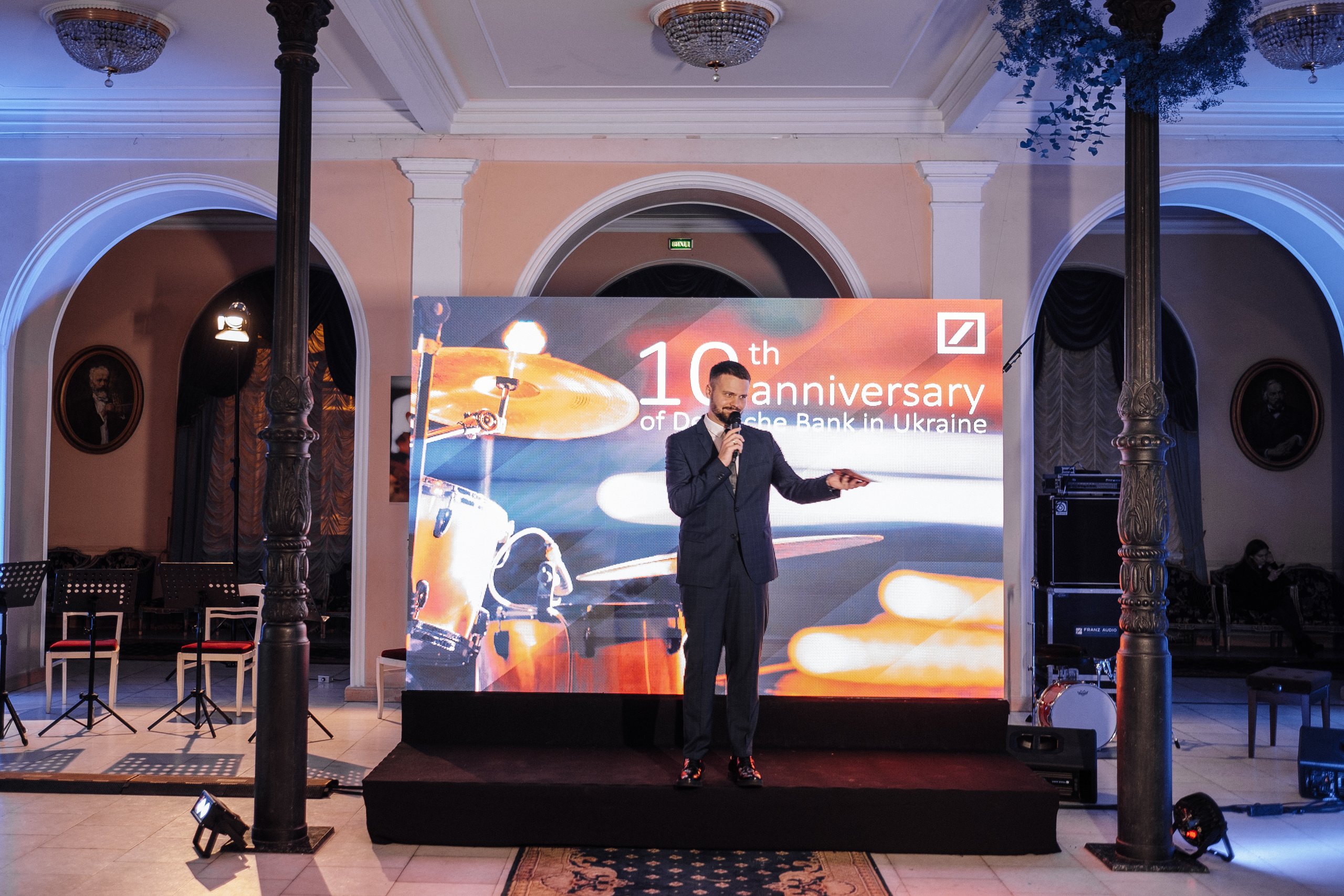 Deutsche Bank 10 years in Ukraine. Ivan Skufinsky — wedding and family photographer in Vancouver