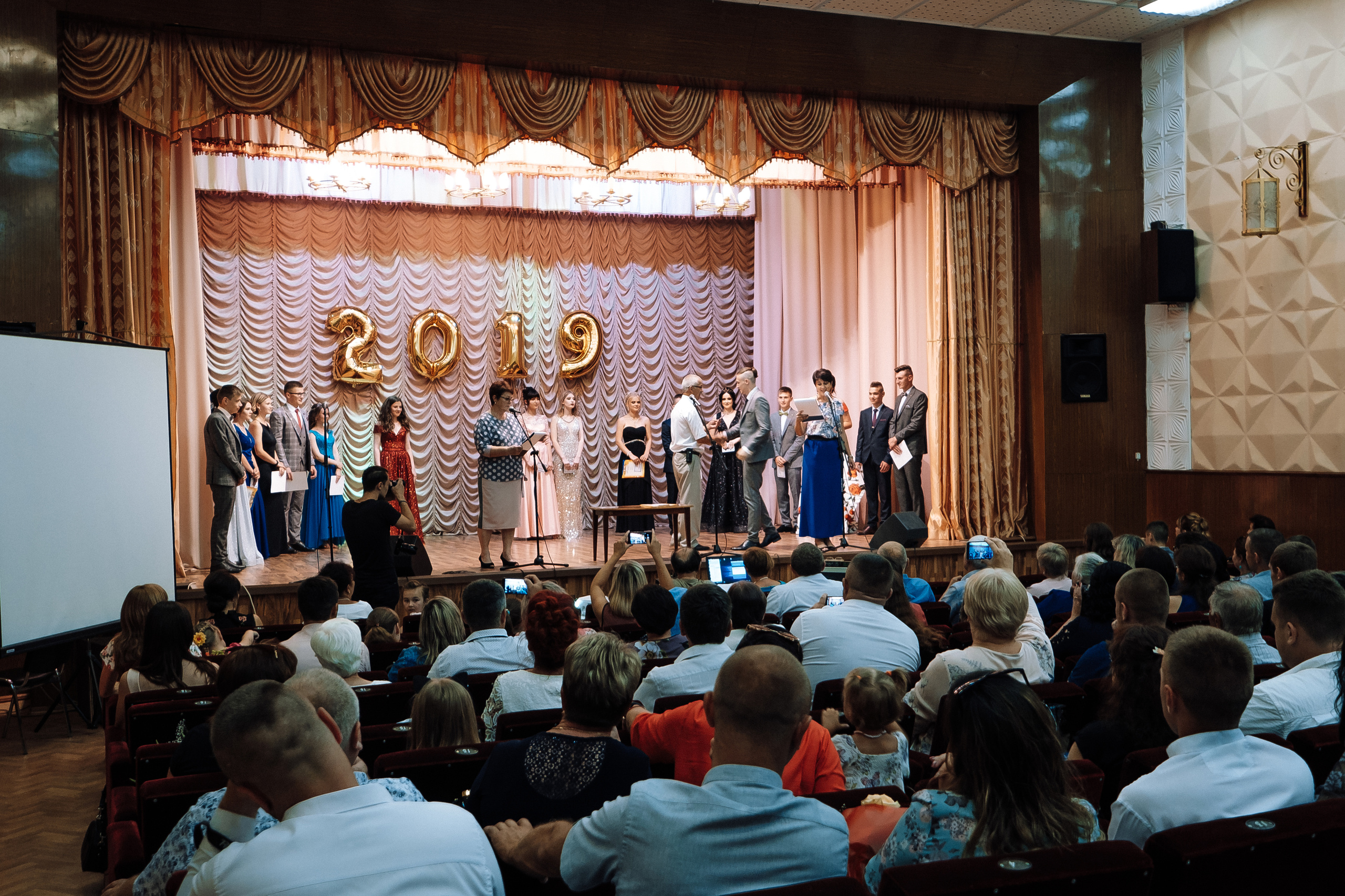 Выпускной школа номер 3. Хмельник. Ivan Skufinsky — wedding and family photographer in Vancouver