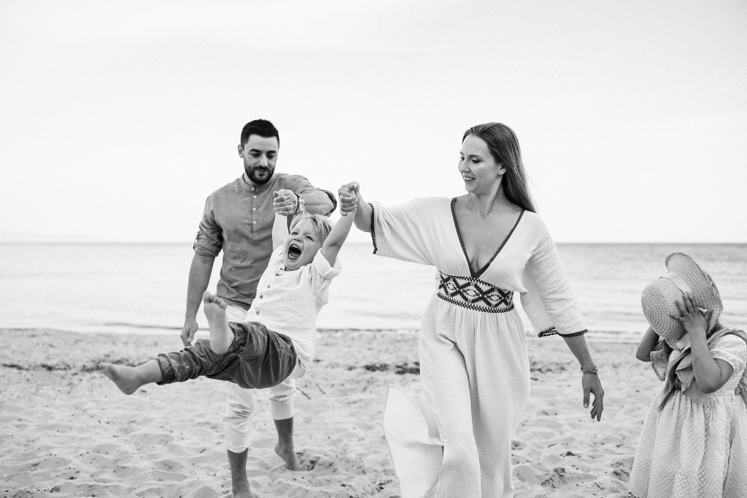 Family photo session in Vancouver Семейная фотосессия в Ванкувере БС. Ivan Skufinsky — wedding and family photographer in Vancouver