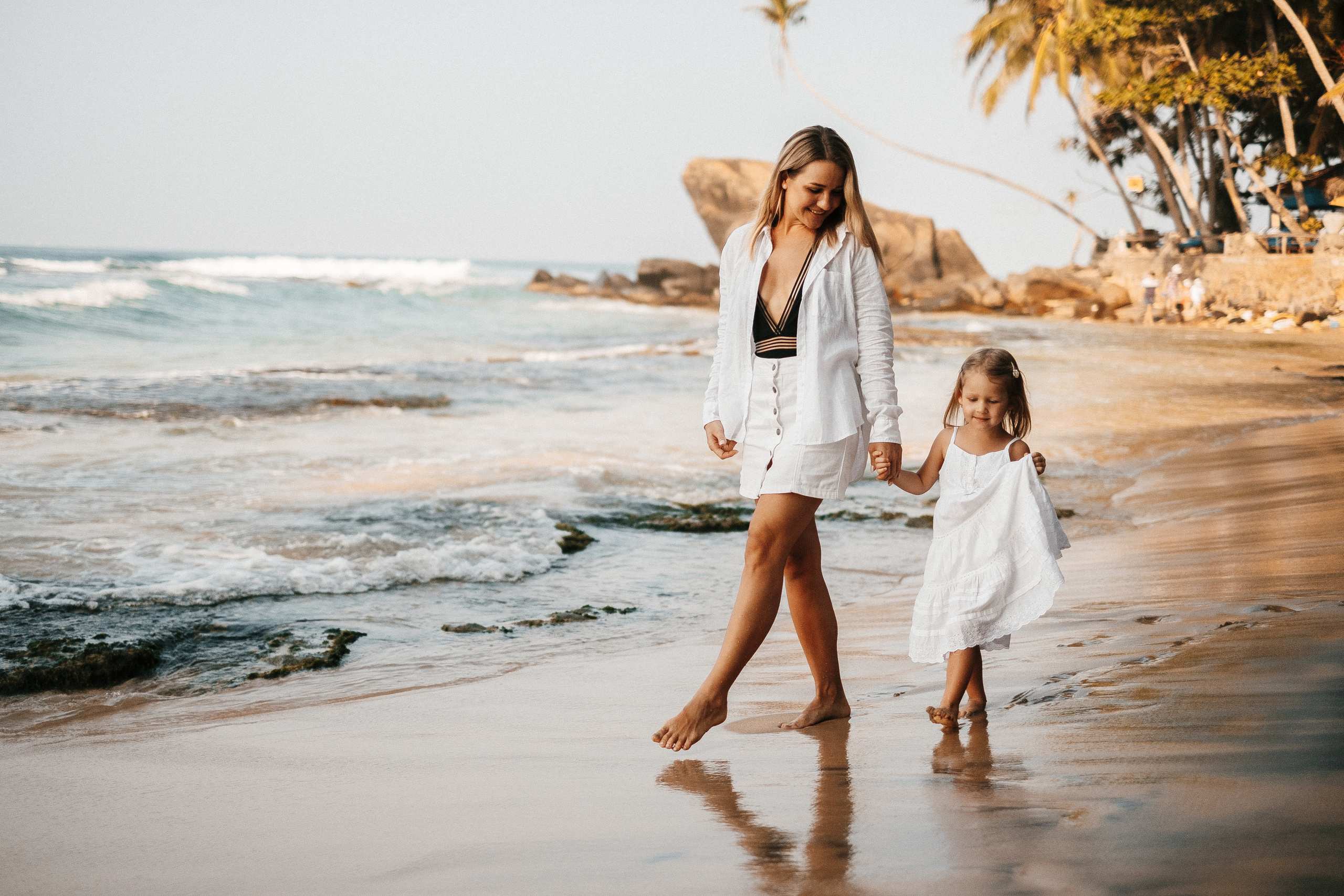 Sasha+Sasha+Liza Unavatuna. Ivan Skufinsky — wedding and family photographer in Vancouver