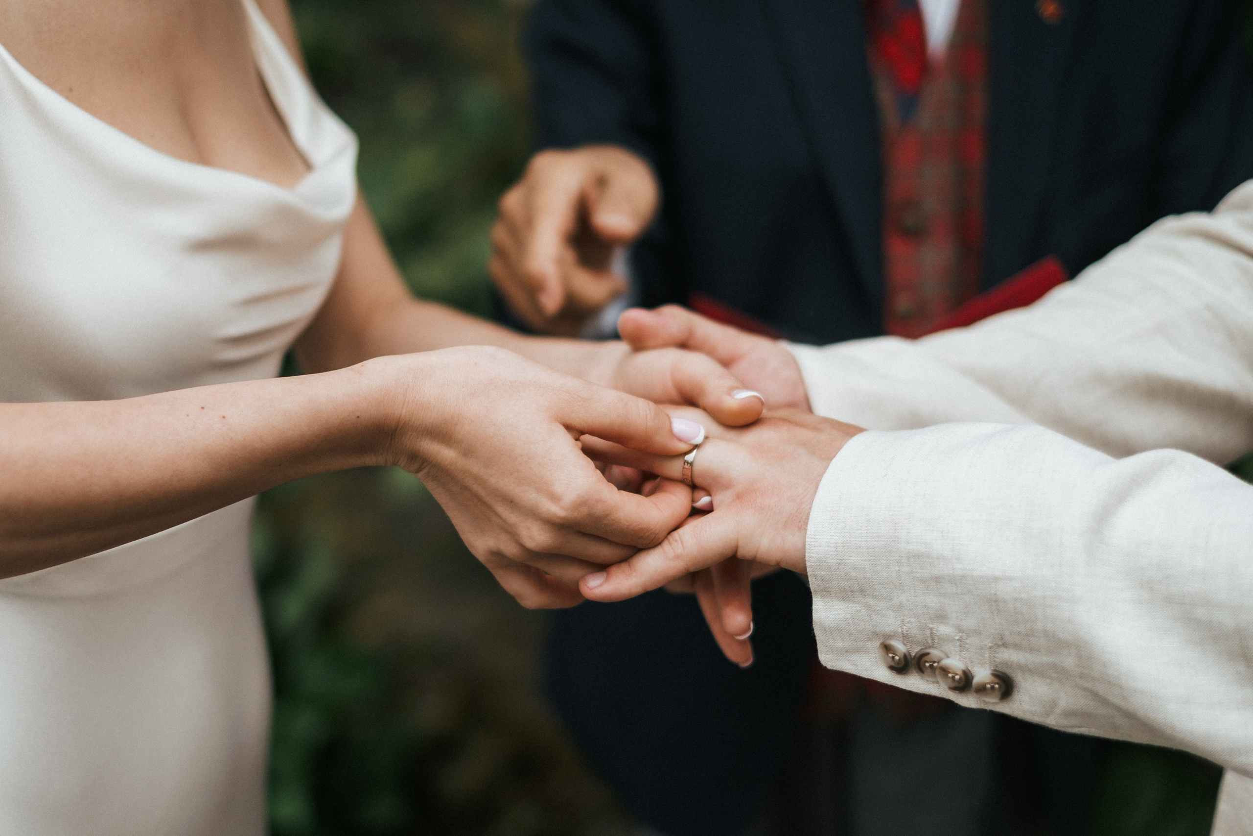 Sky-High Love: Stunning Vancouver Mountain Wedding Shoot by Helicopter. Ivan Skufinsky — wedding and family photographer in Vancouver
