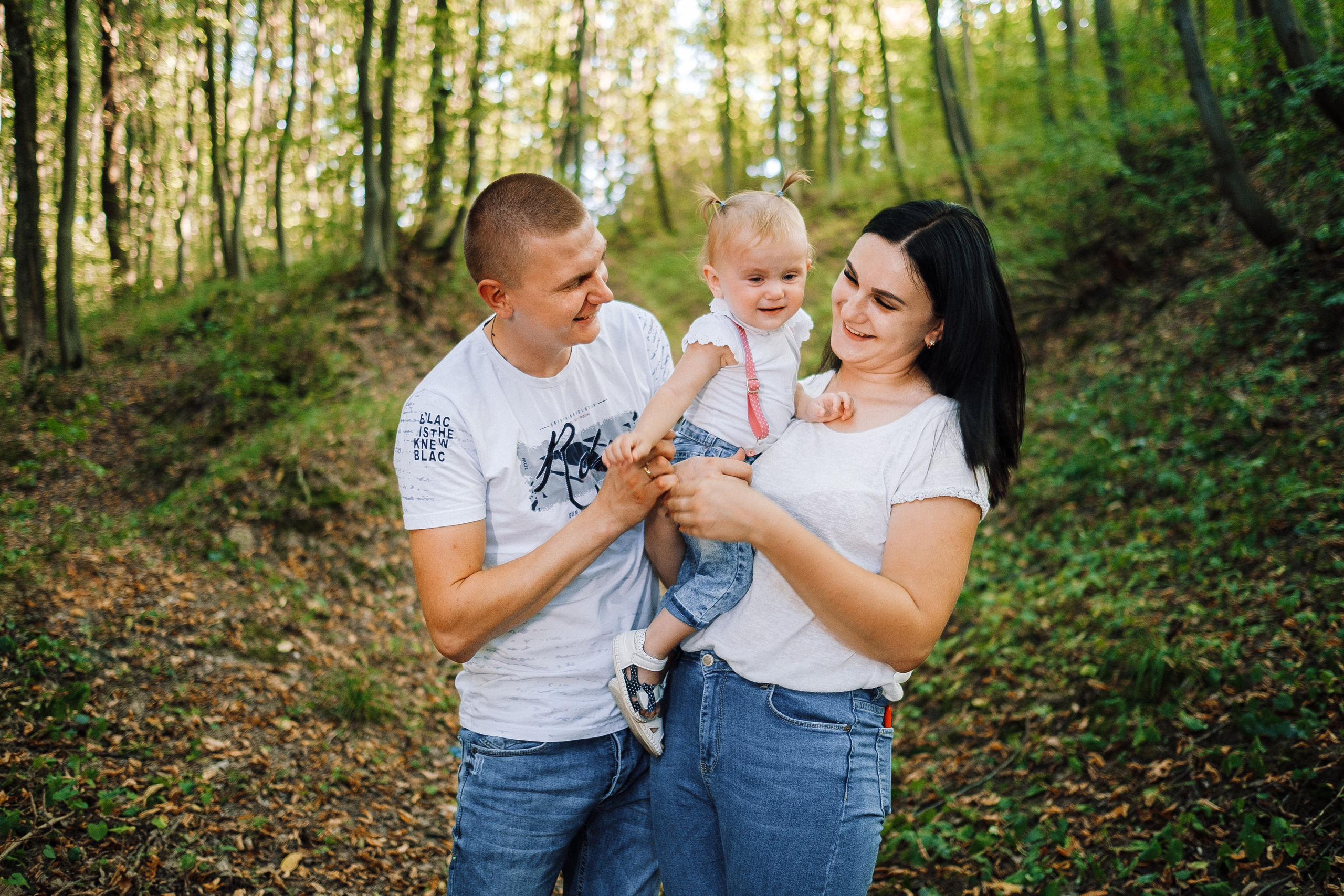 FamilyStory 1year (Lilia Sergey Maria). Ivan Skufinsky — wedding and family photographer in Vancouver