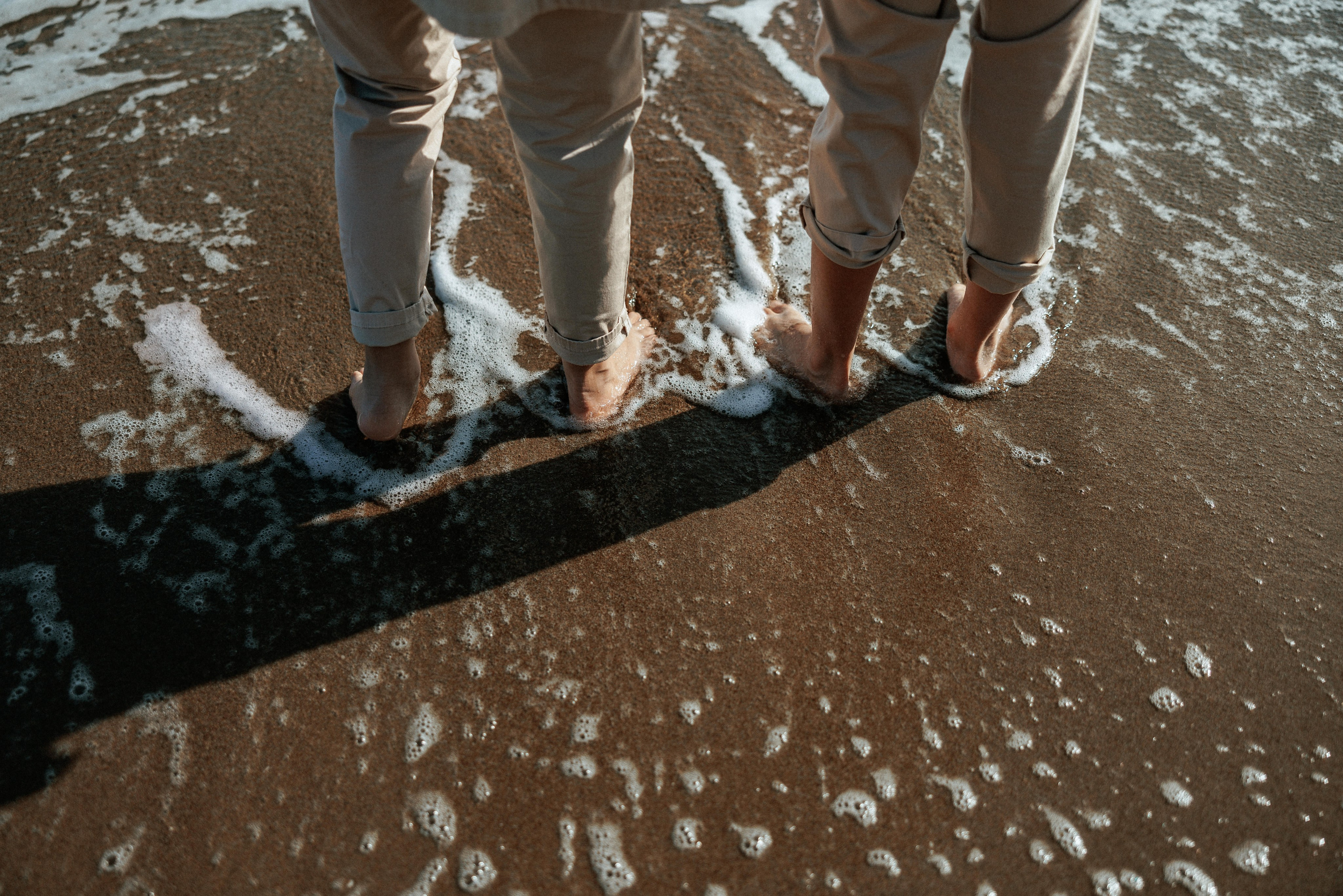 Family photo session on the beach in Vancouver BC Сanada. Twins. Ivan Skufinsky — wedding and family photographer in Vancouver