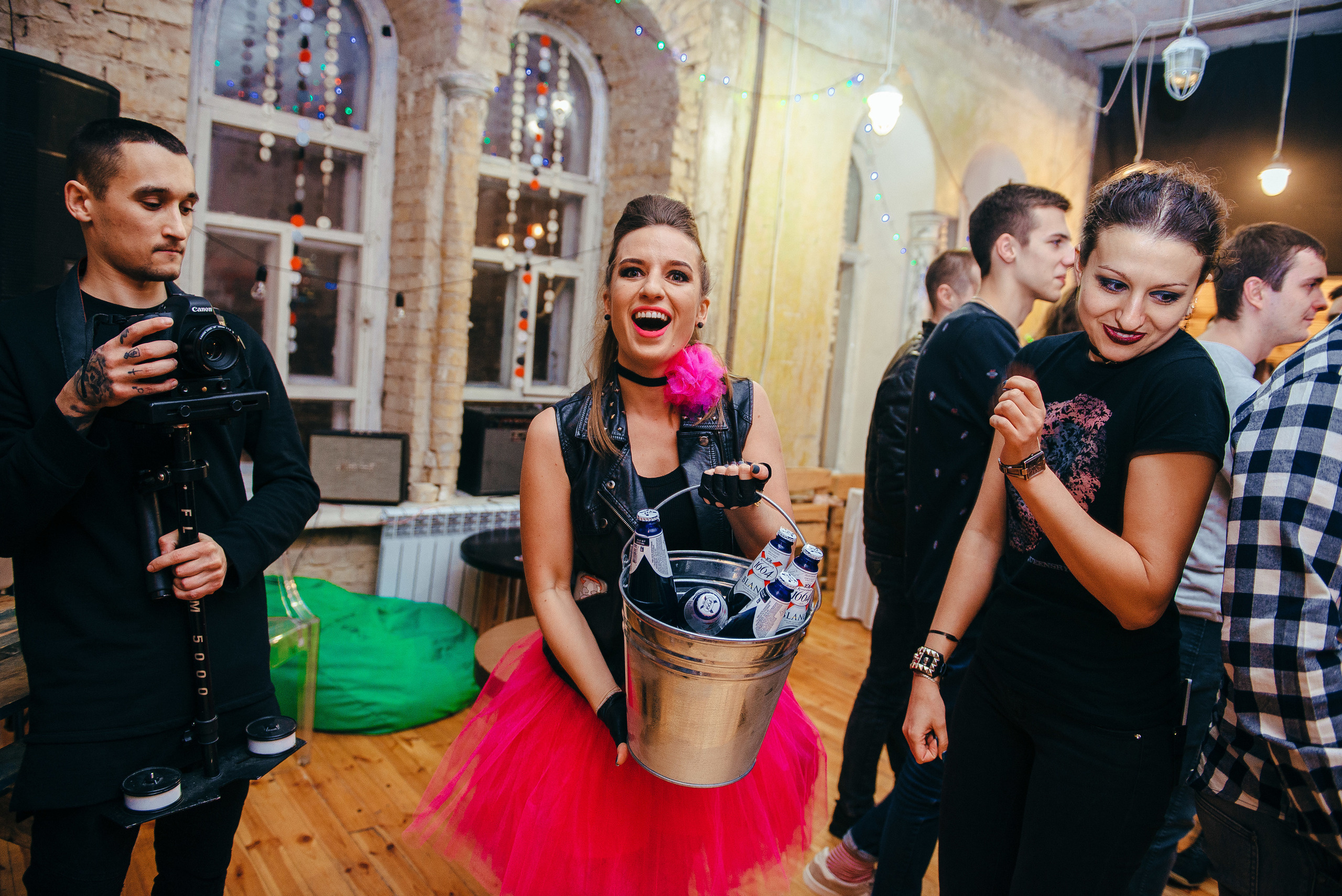 Заказать профессионального ивент фотографа. Ivan Skufinsky — wedding and family photographer in Vancouver