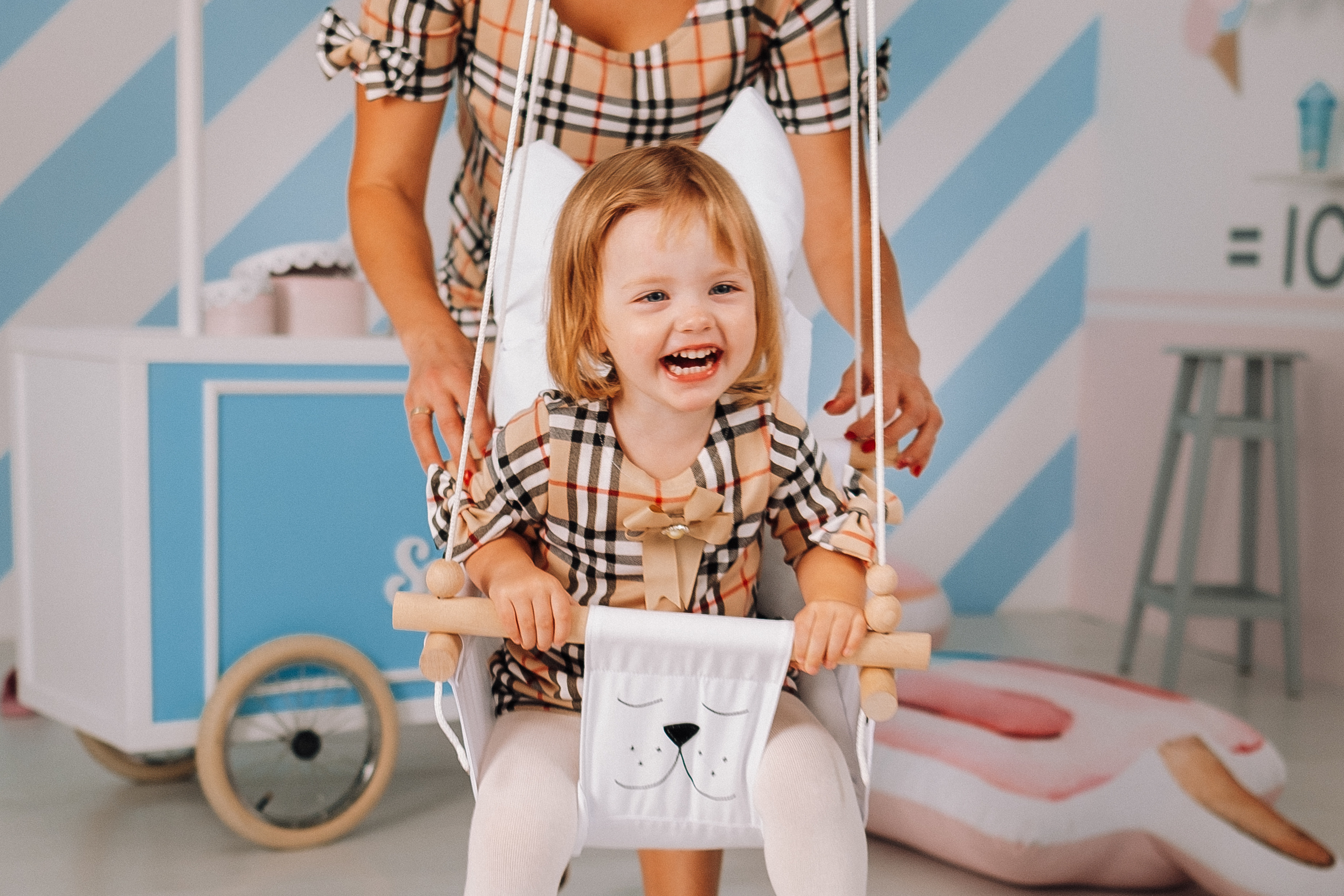 Family Story. Ivan Skufinsky — wedding and family photographer in Vancouver