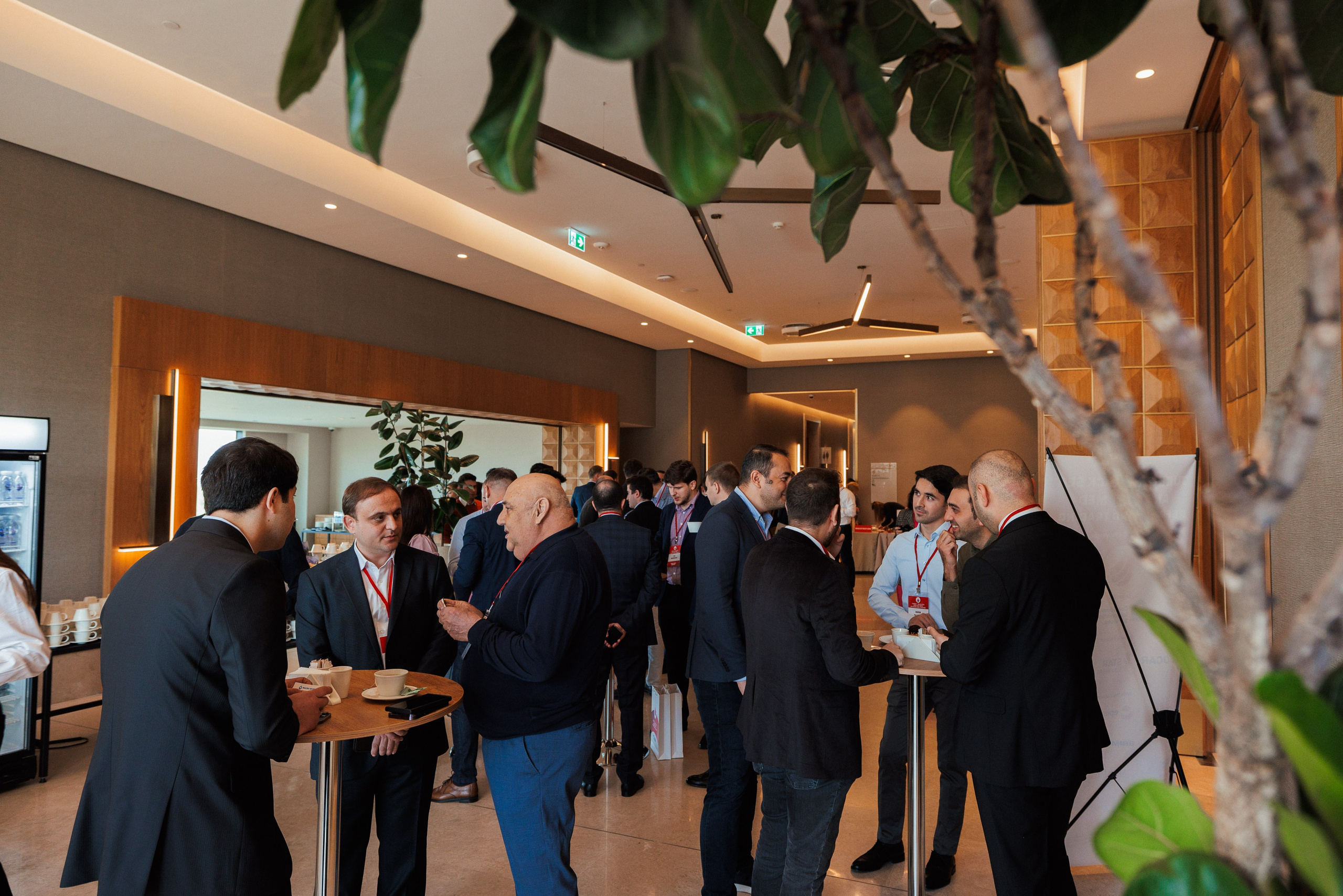 EXECUTIVE RETREAT Izmir Confidence Information Services. Ivan Skufinsky — wedding and family photographer in Vancouver