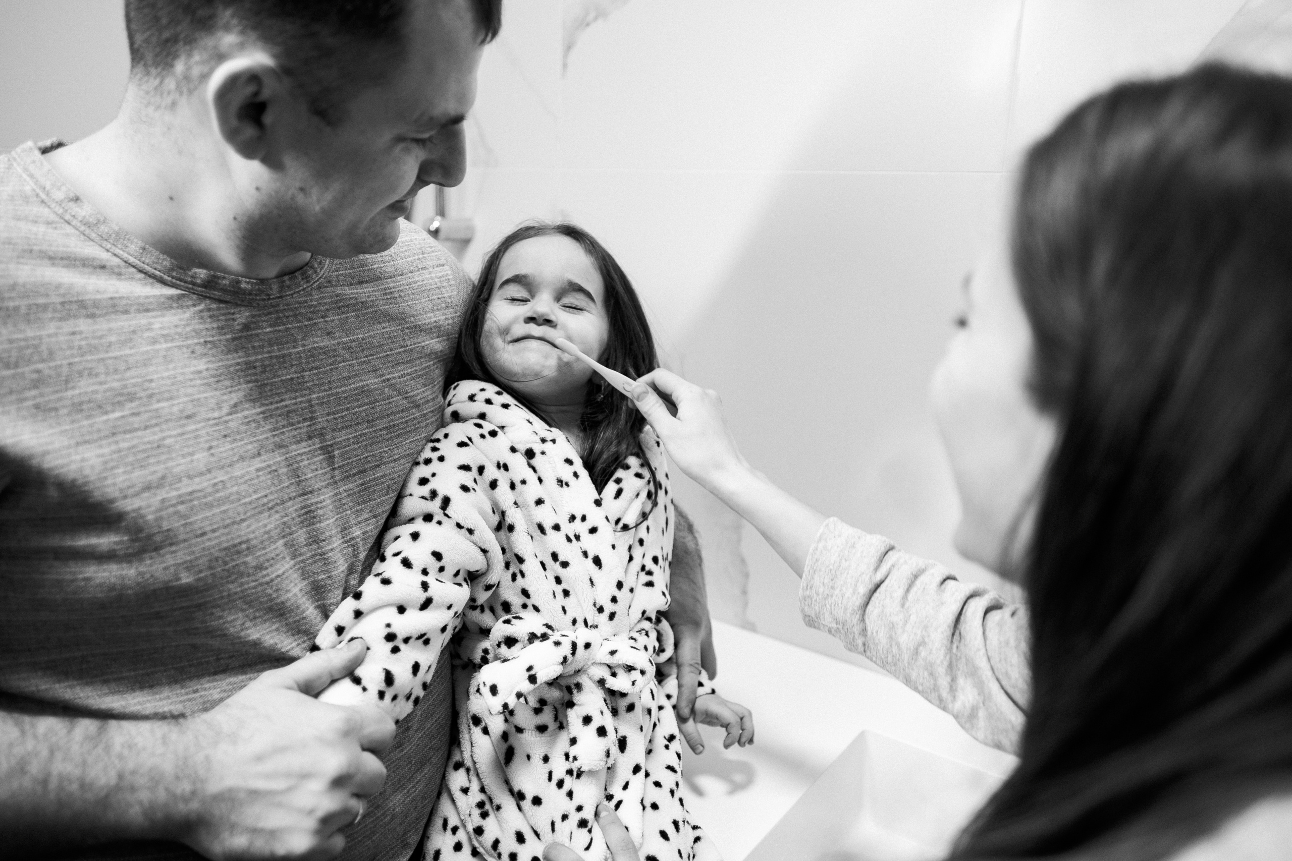 Марина+Андрей+Лиза+Животик. Ivan Skufinsky — wedding and family photographer in Vancouver