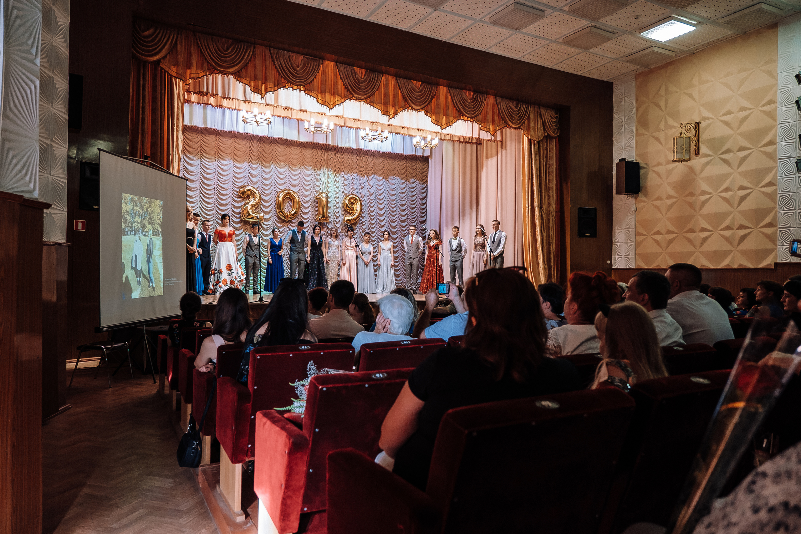 Выпускной школа номер 3. Хмельник. Ivan Skufinsky — wedding and family photographer in Vancouver