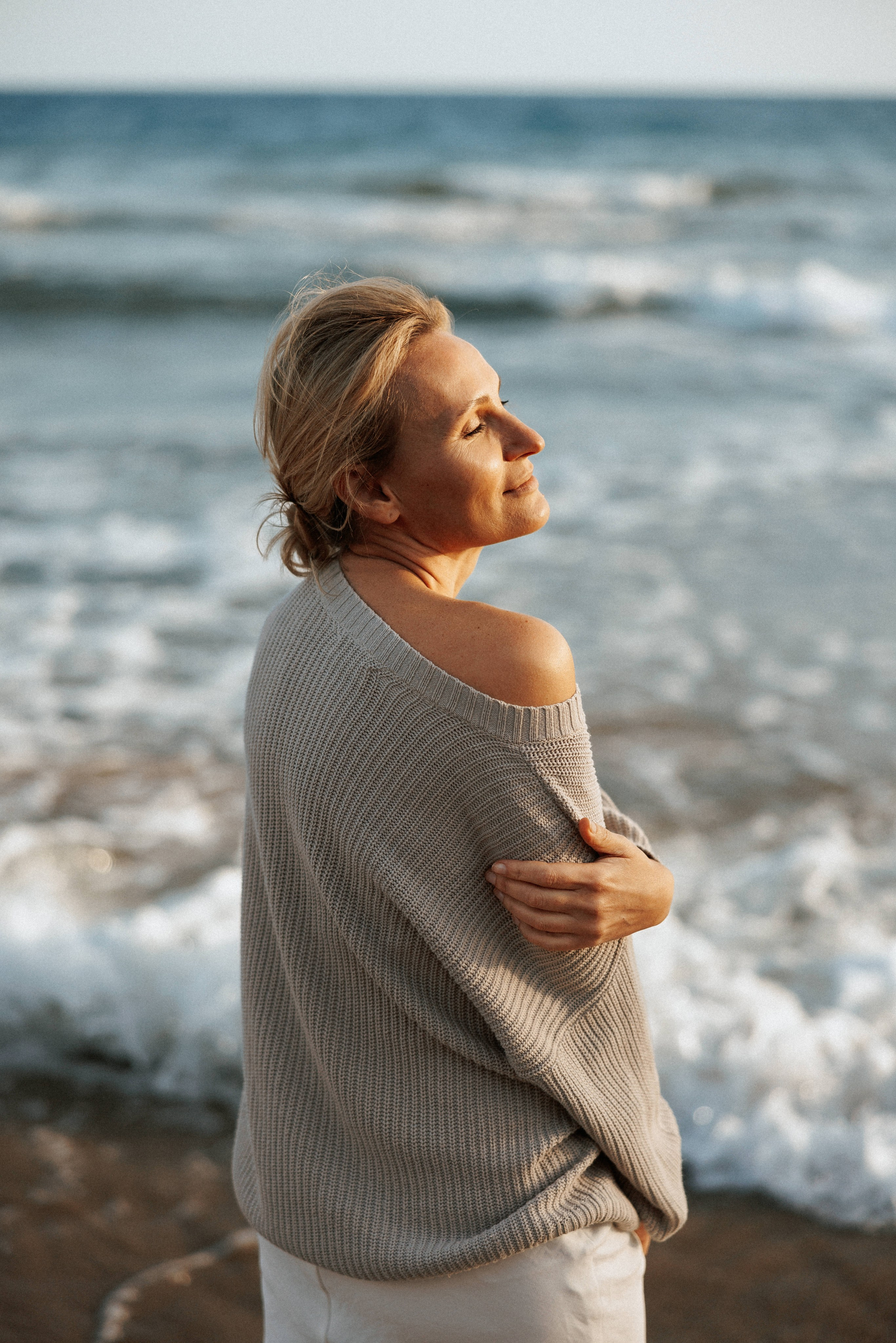 Family photo session on the beach in Vancouver BC Сanada. Twins. Ivan Skufinsky — wedding and family photographer in Vancouver
