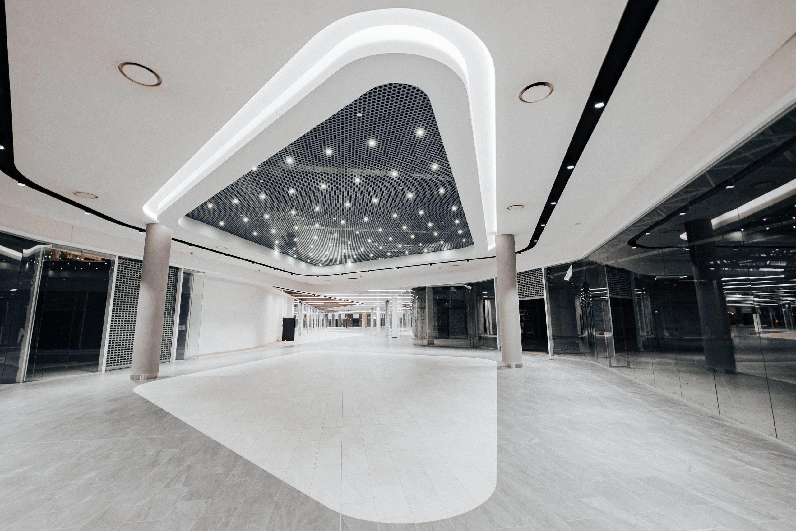 INTERIOR RETROVILLE. Ivan Skufinsky — wedding and family photographer in Vancouver