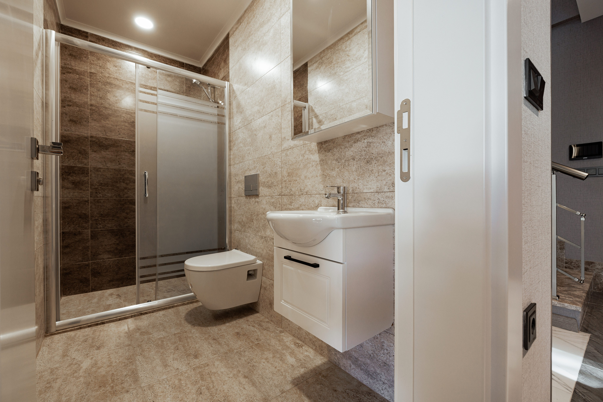 Real estate photographer in Vancouver Burnaby Richmond. Ivan Skufinsky — wedding and family photographer in Vancouver