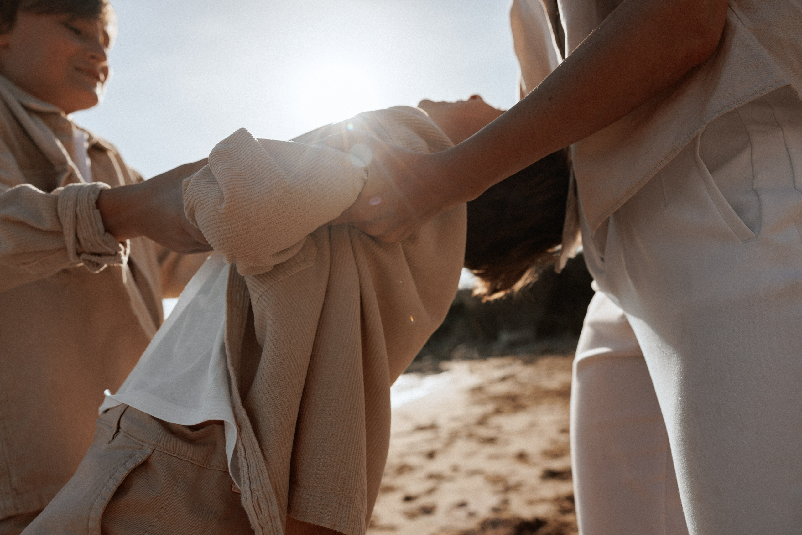 Family photo session on the beach in Vancouver BC Сanada. Twins. Ivan Skufinsky — wedding and family photographer in Vancouver
