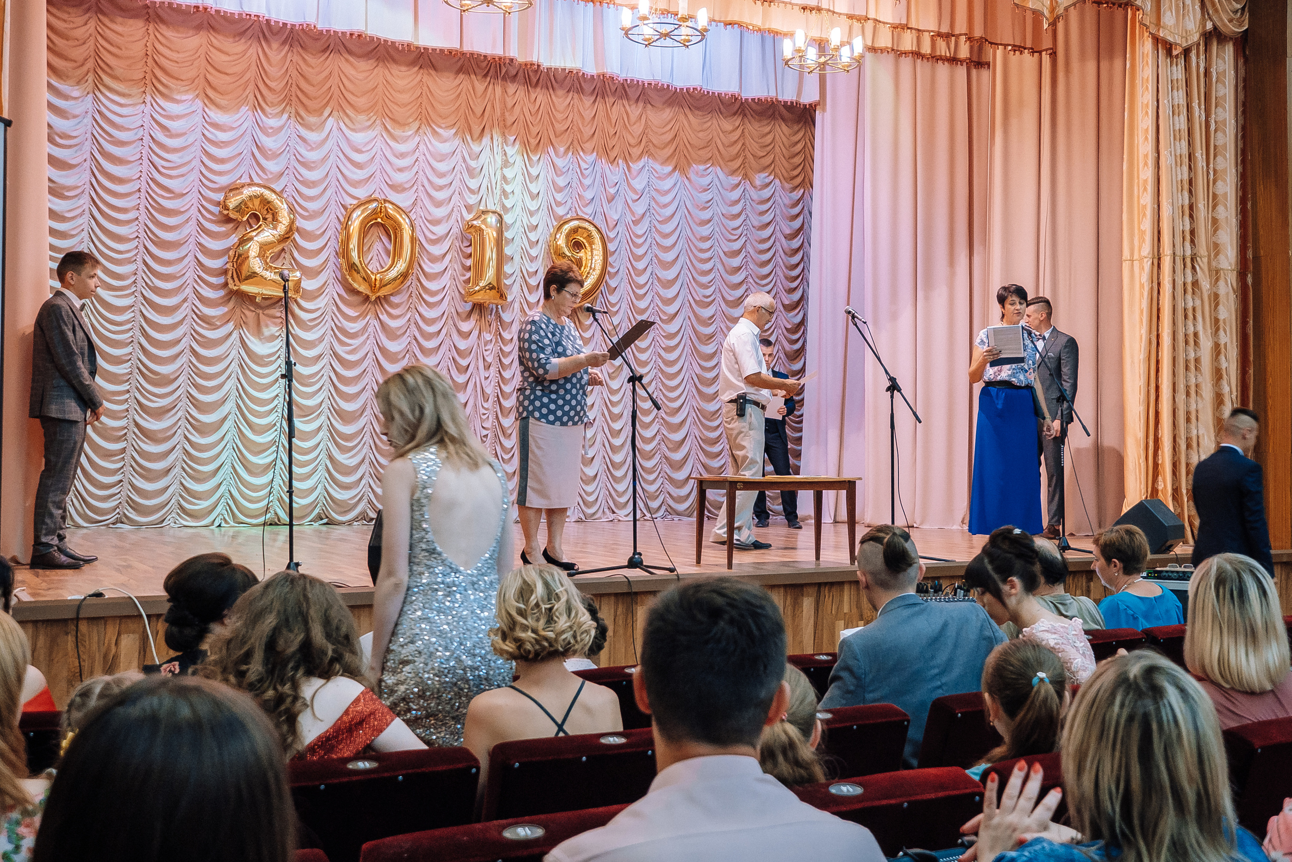 Выпускной школа номер 3. Хмельник. Ivan Skufinsky — wedding and family photographer in Vancouver